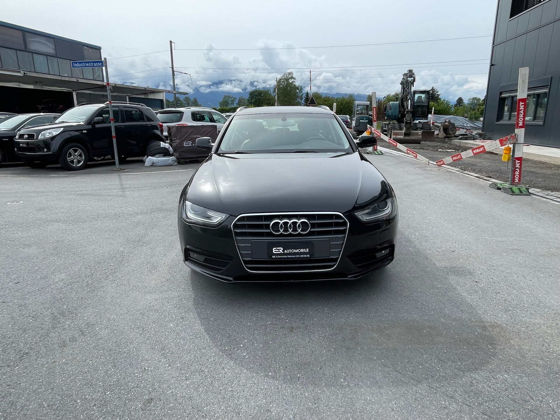 AUDI A4 Avant 2.0 TDI quattro S-tronic-image-2