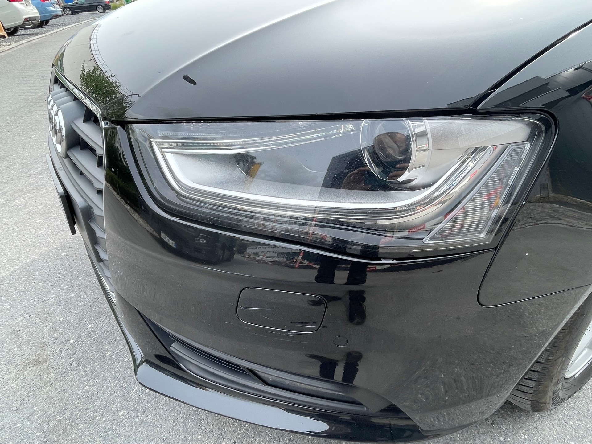 AUDI A4 Avant 2.0 TDI quattro S-tronic-image-8