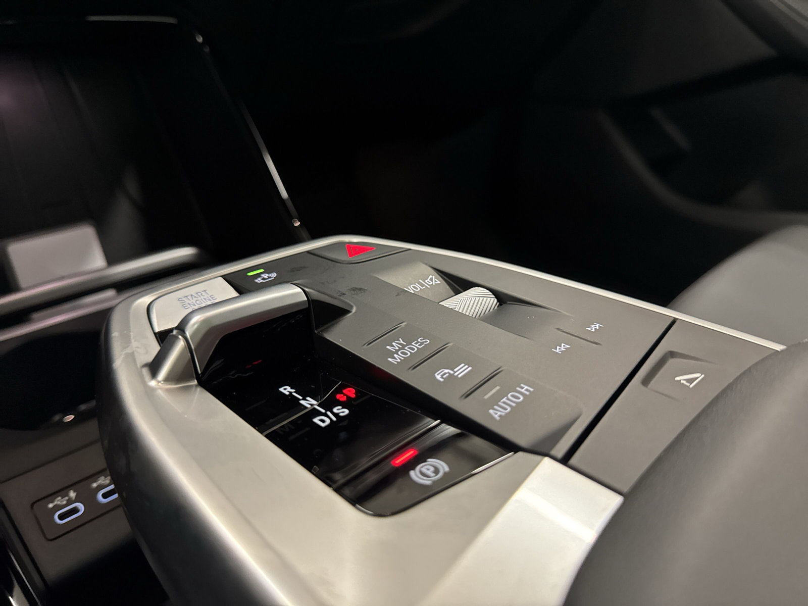 BMW 223i Active Tourer xDrive M Sport DKG-image-12