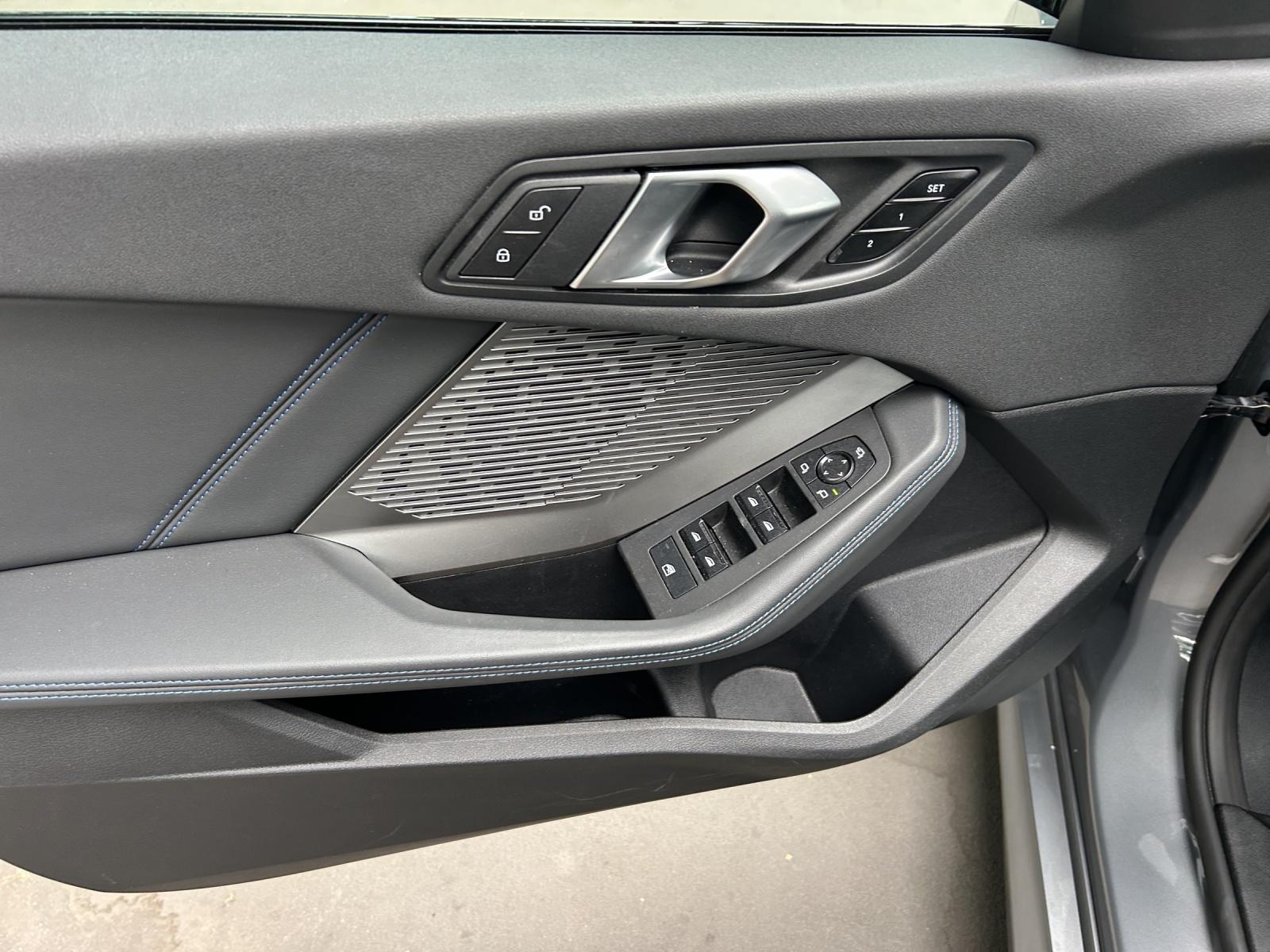 BMW 123 xDrive-image-15