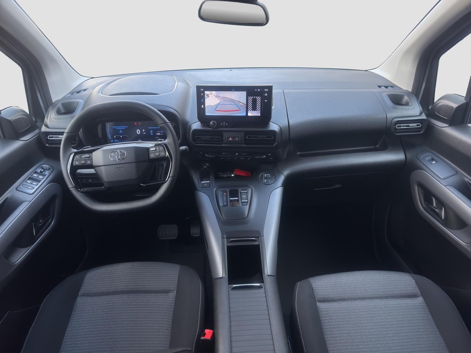 TOYOTA Proace City Verso L2 1.5 HDi 130 Style-image-12