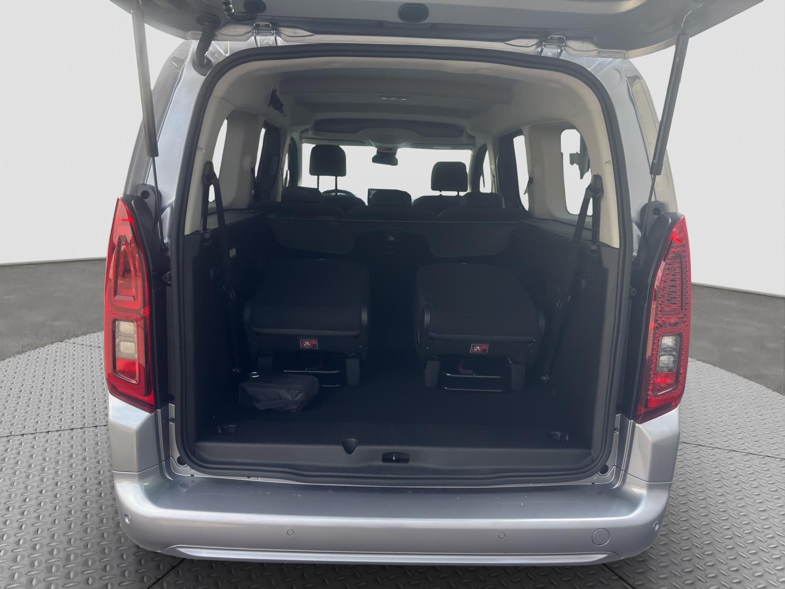 TOYOTA Proace City Verso L2 1.5 HDi 130 Style-image-9