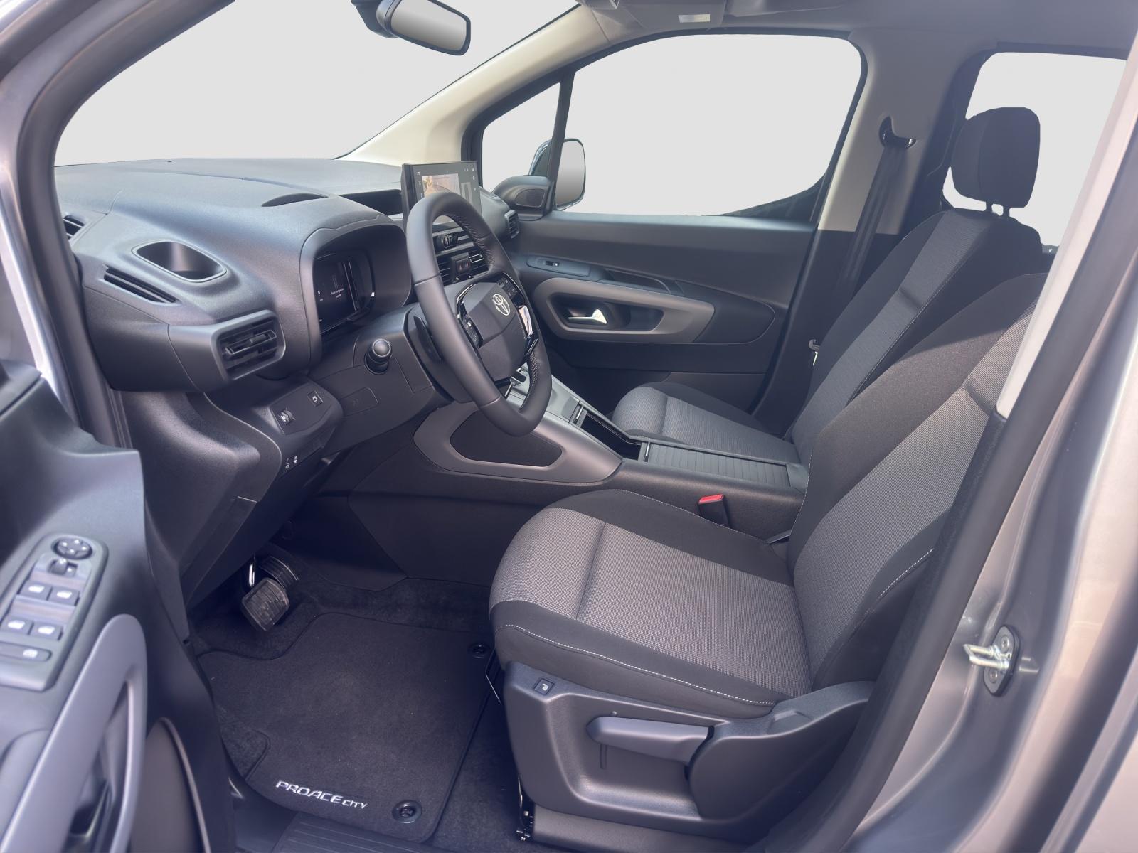 TOYOTA Proace City Verso L2 1.5 HDi 130 Style-image-10