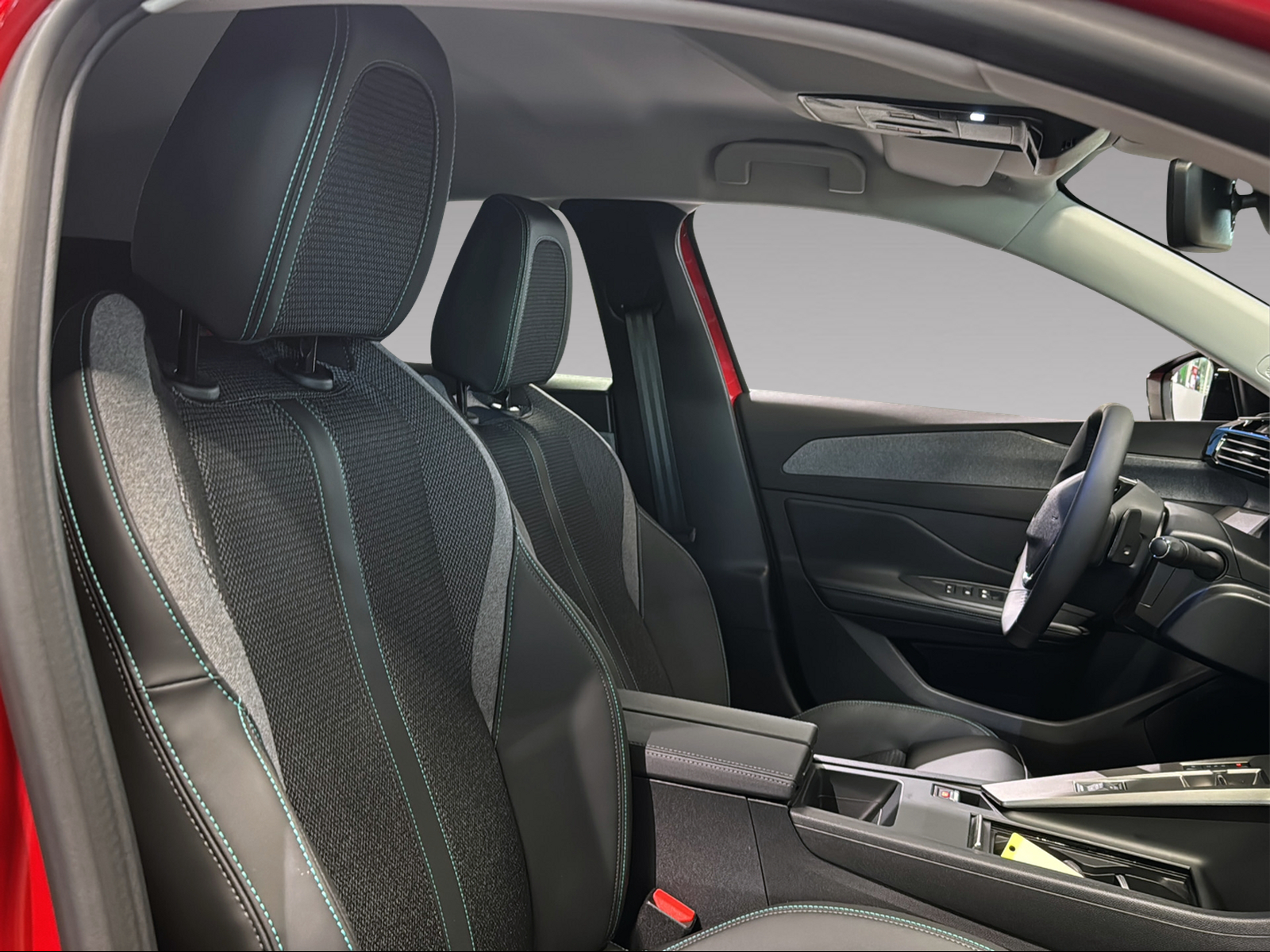 PEUGEOT 308 1.6 PHEV 180 Allure-image-14