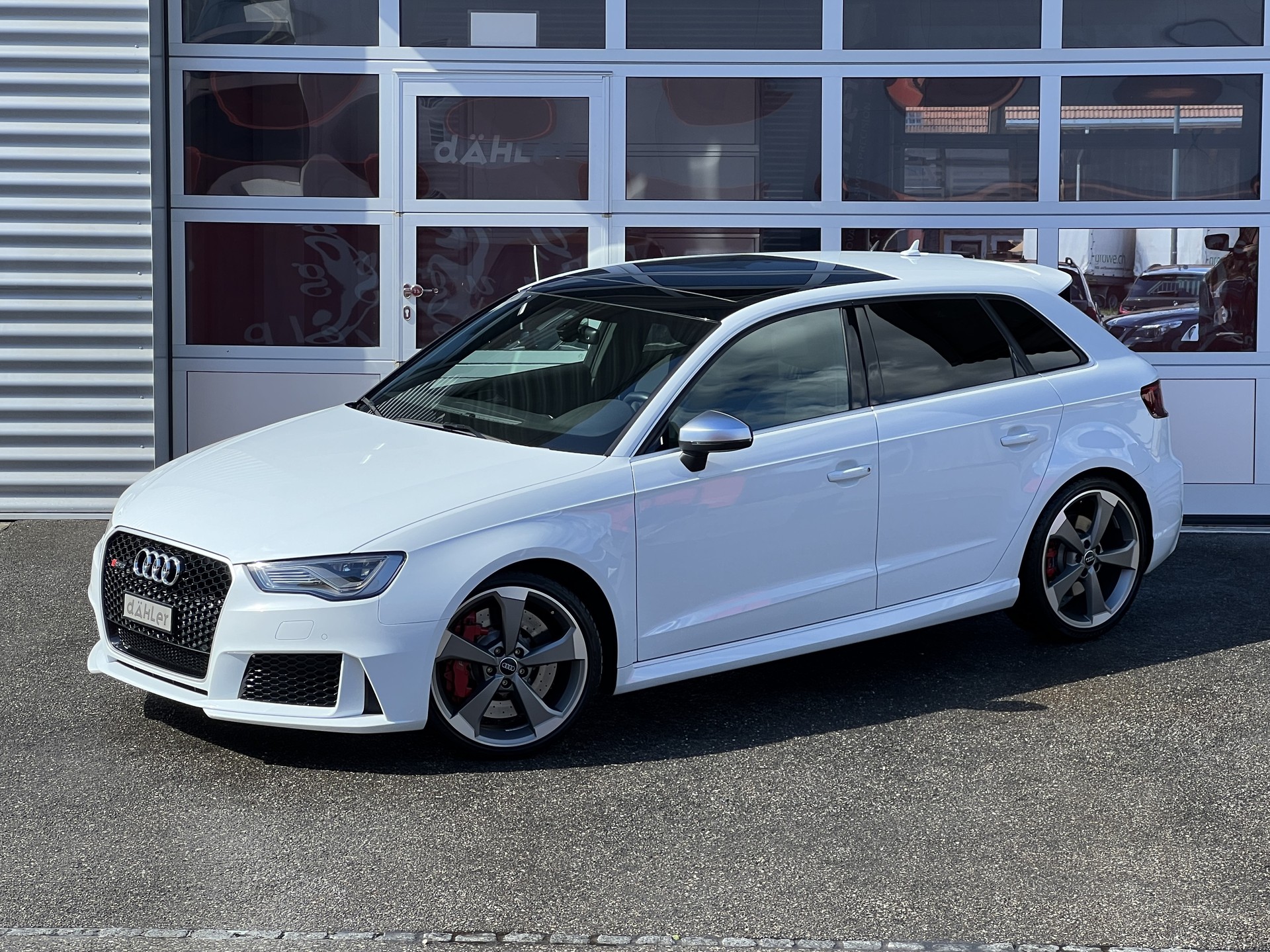 AUDI RS3 2.5 TSI quattro S-tronic