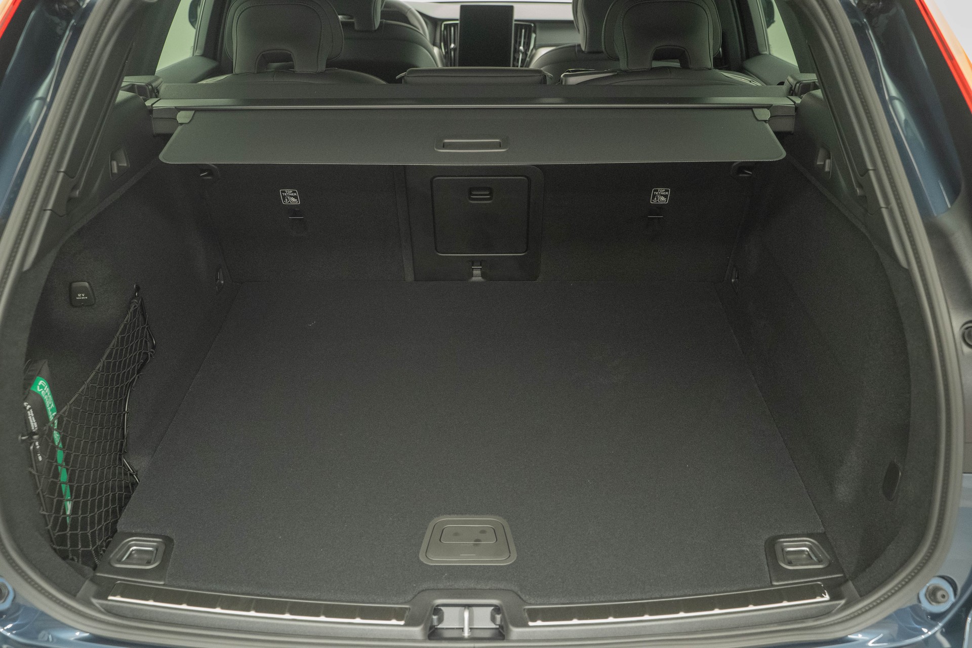 VOLVO XC60 2.0 B5 MH Ultra Bright AWD-image-4
