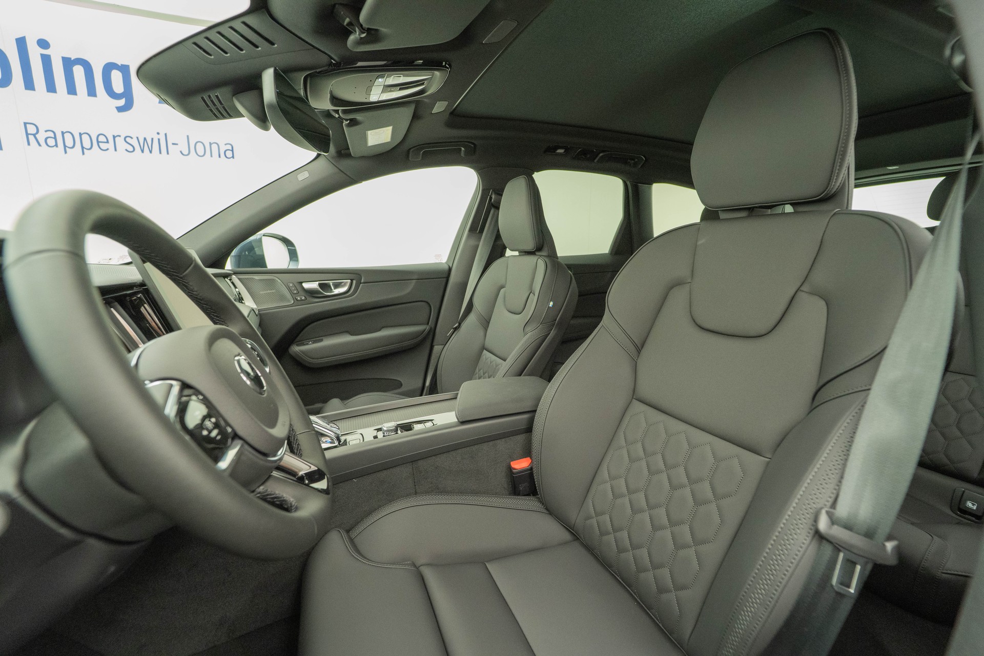VOLVO XC60 2.0 B5 MH Ultra Bright AWD-image-7