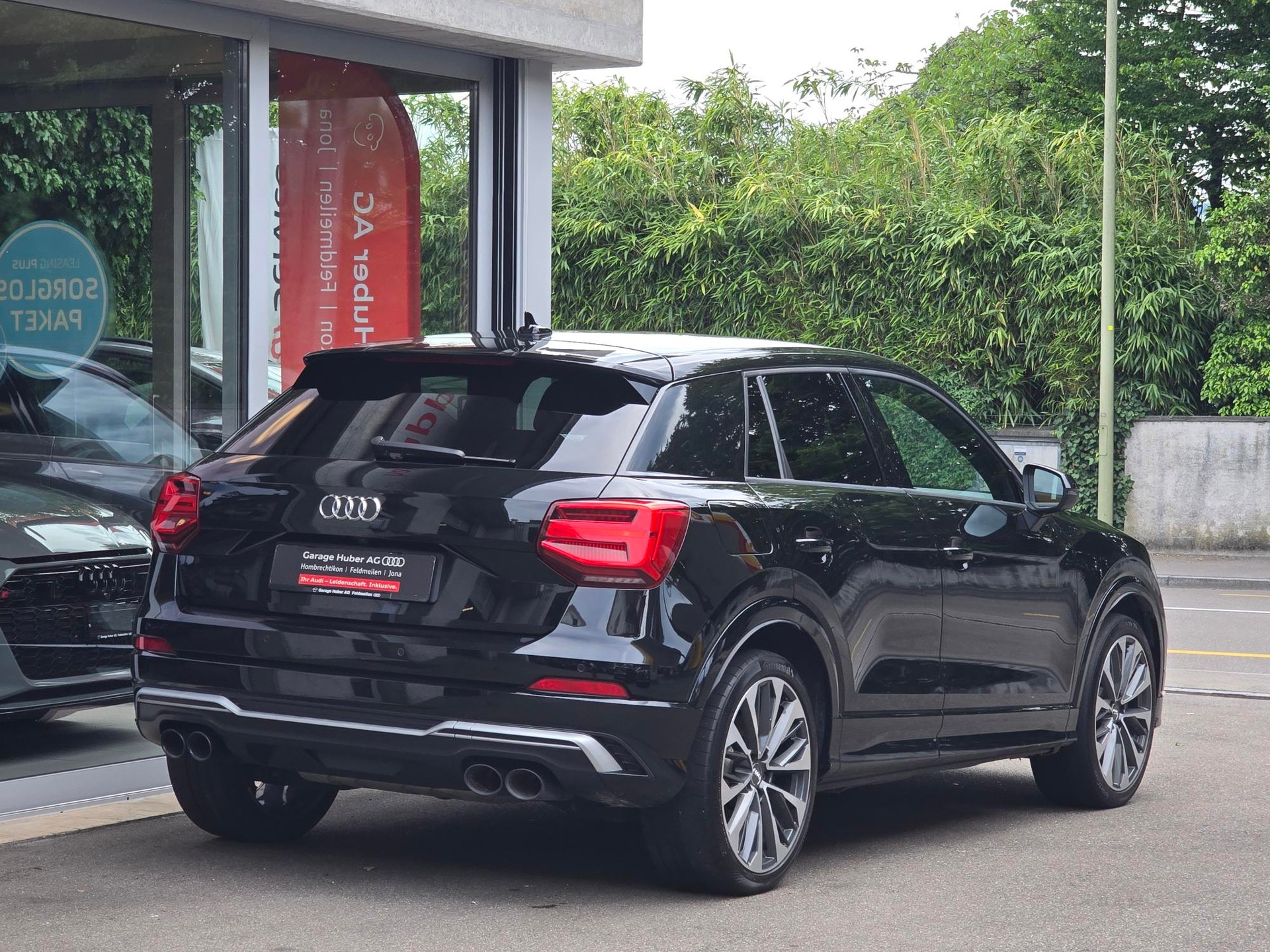 AUDI SQ2 TFSI quattro S-tronic-showroom-element-2