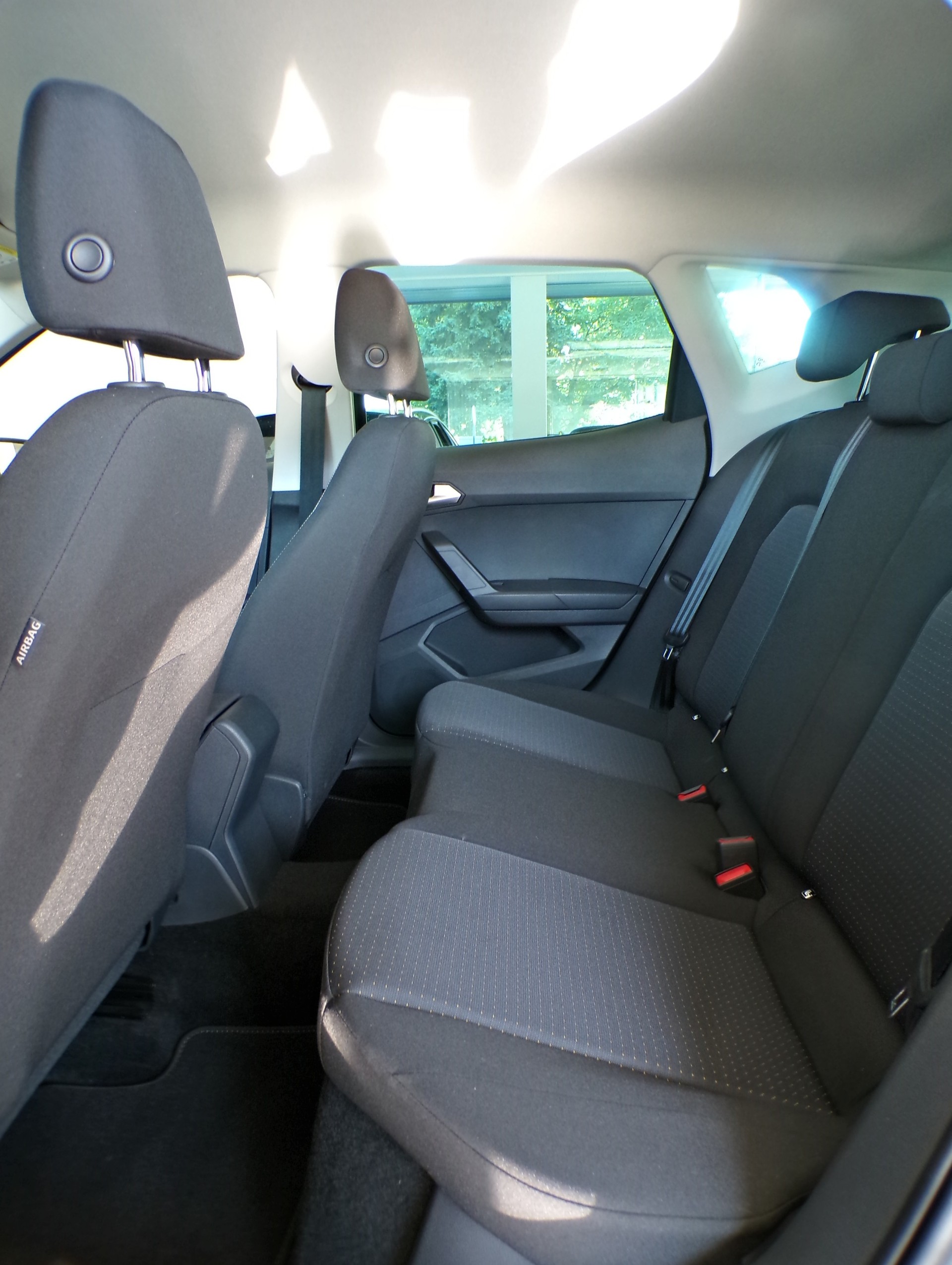 SEAT Arona 1.0 TSI Eco Style-image-15