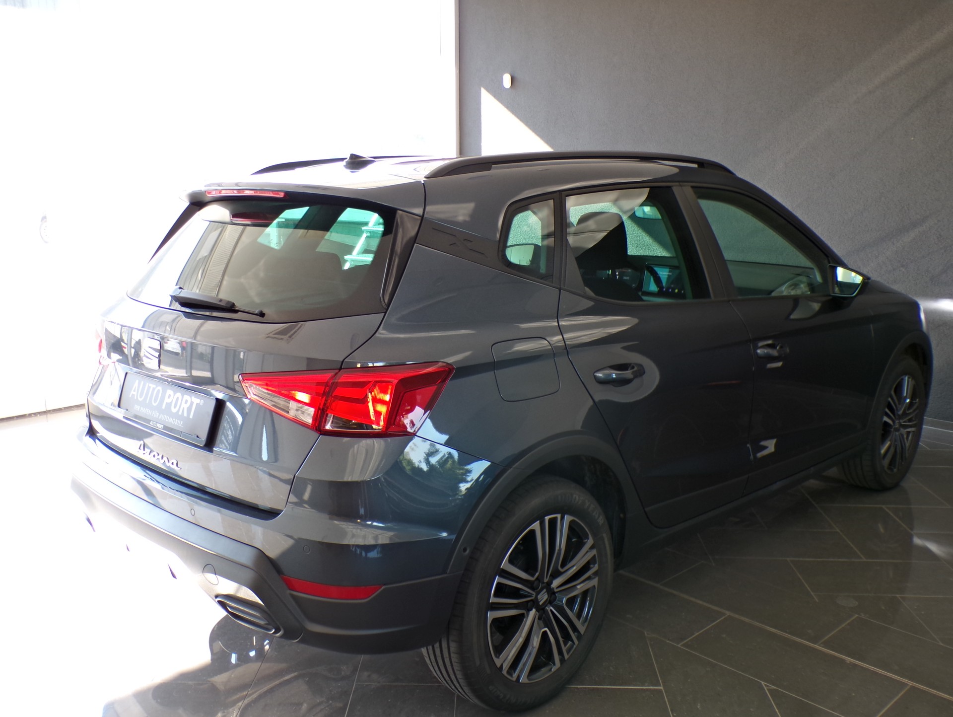 SEAT Arona 1.0 TSI Eco Style-image-7