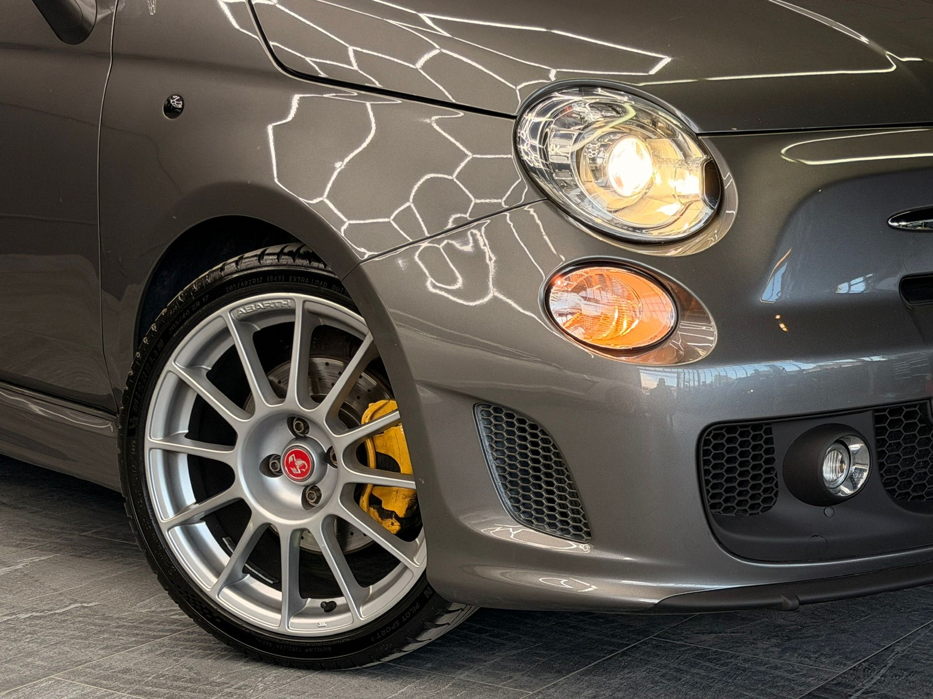 FIAT 595 1.4 16V Turbo Abarth Turismo Dualogic-showroom-element-1