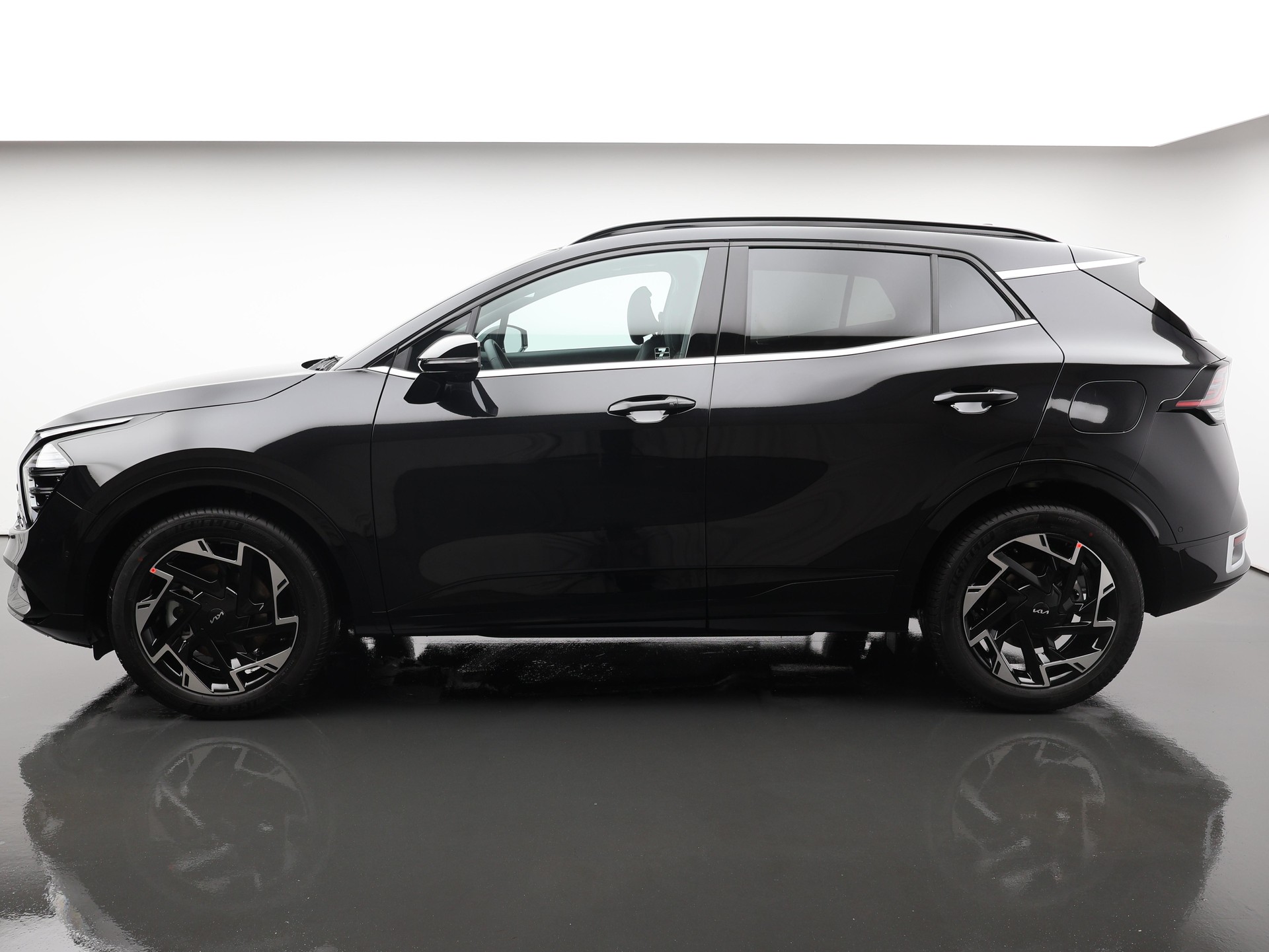 KIA Sportage 1.6 T-GDi PHEV GT-Line-showroom-element-1