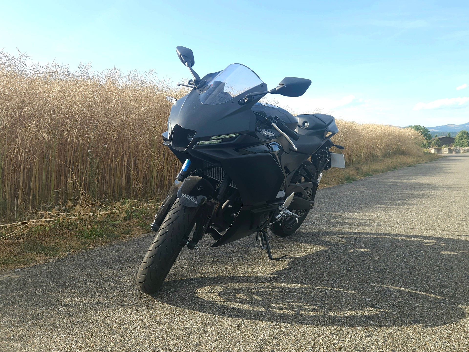 YAMAHA YZF-R3-image-0
