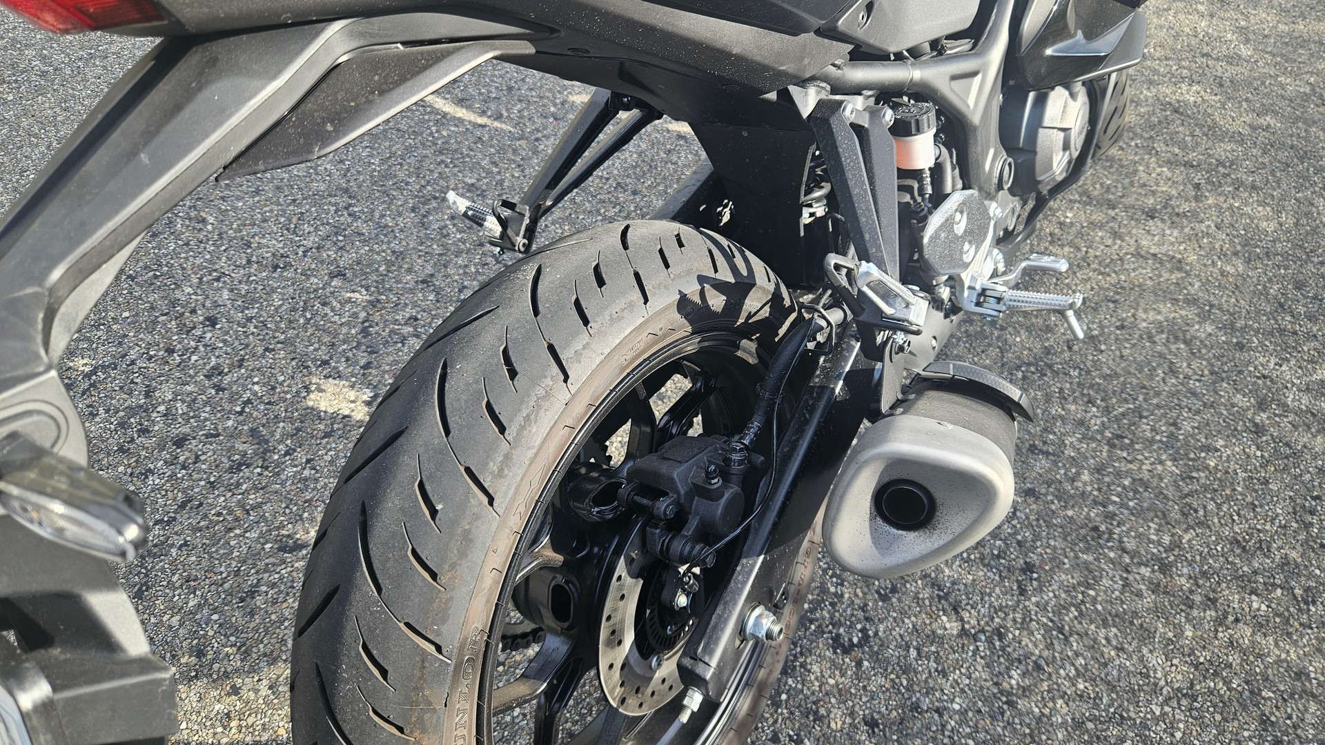 YAMAHA YZF-R3-image-5