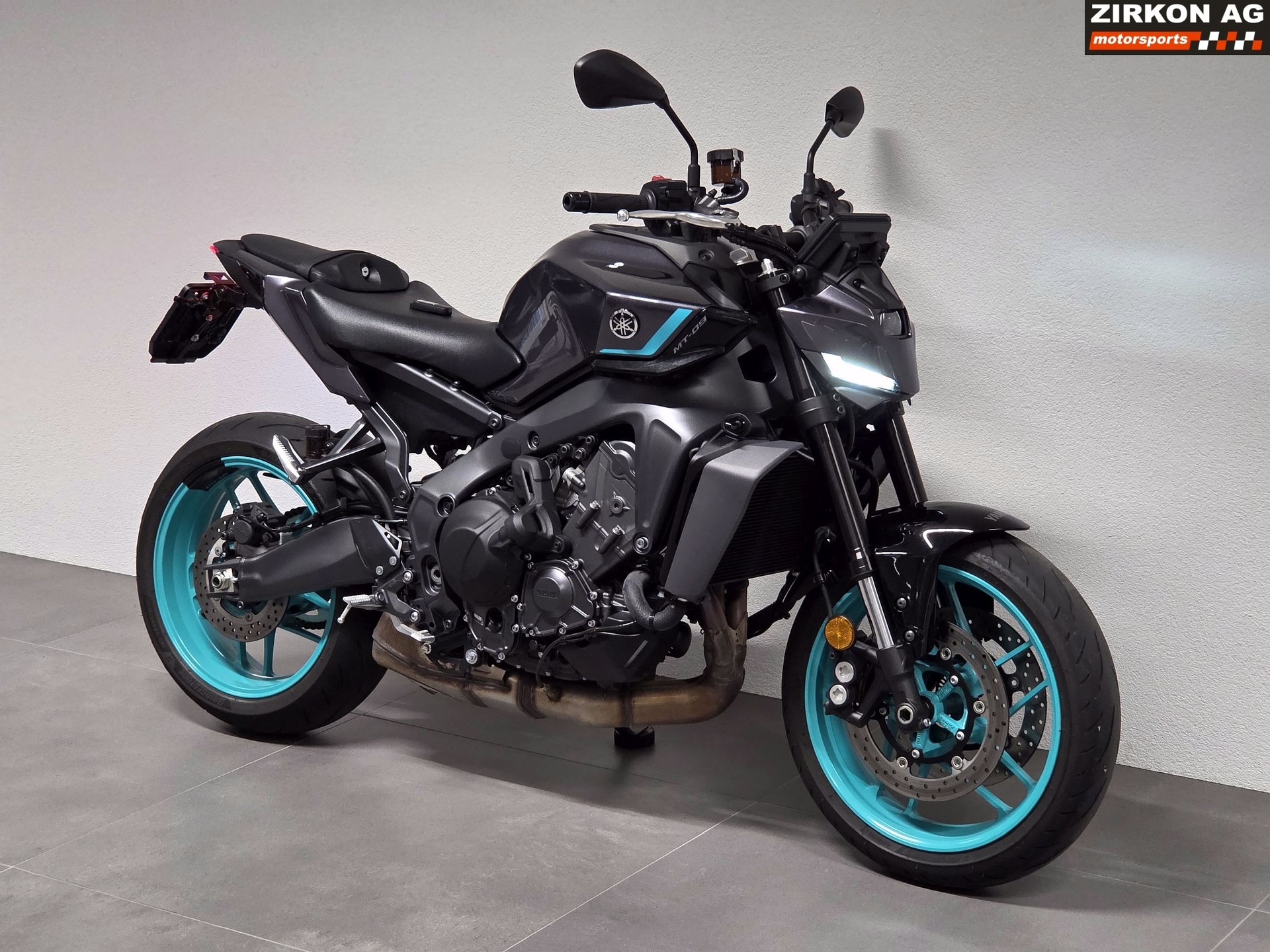 YAMAHA MT-09 Y-AMT-image-2