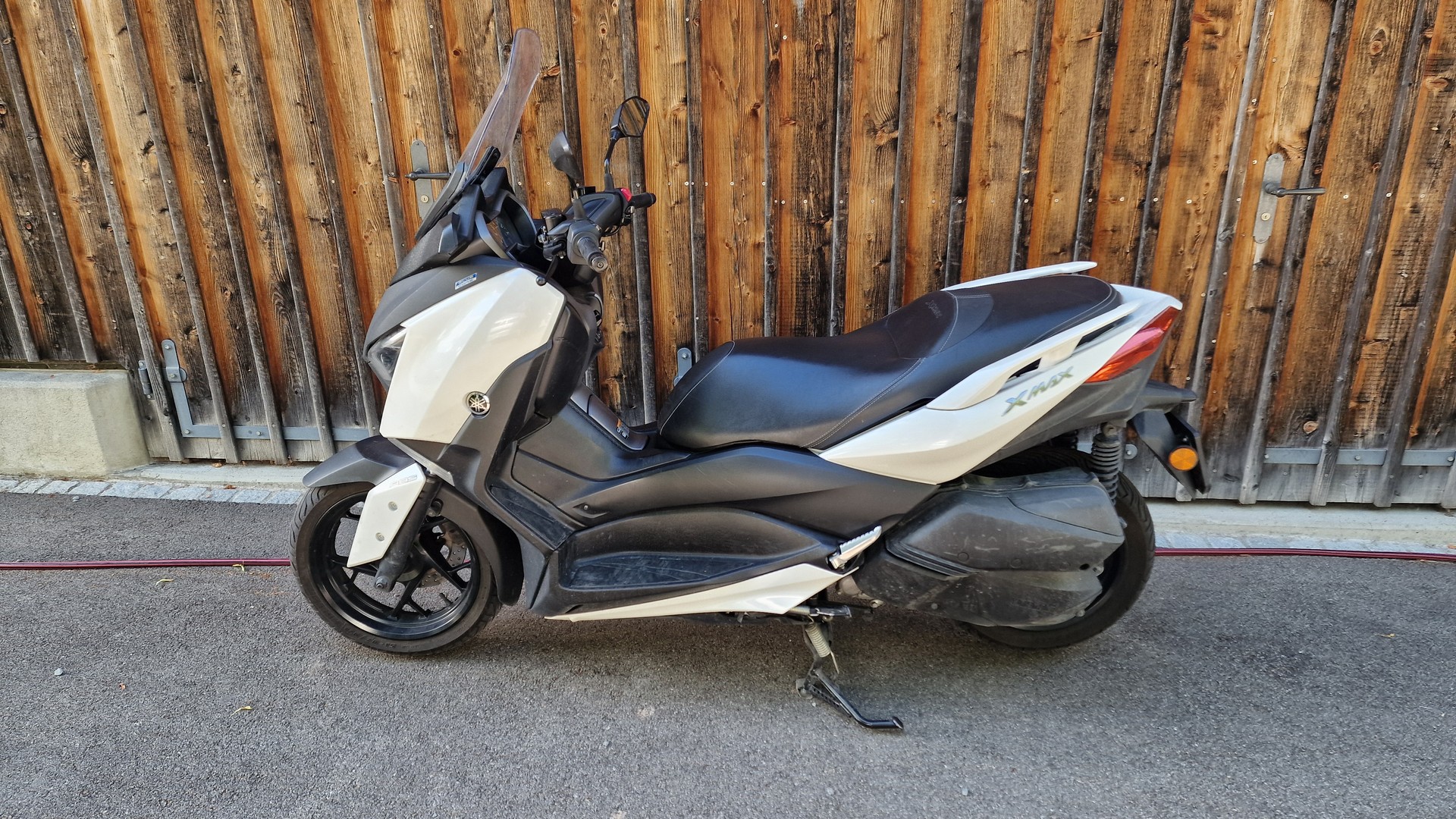 YAMAHA X-Max CZD 300 ABS-image-1