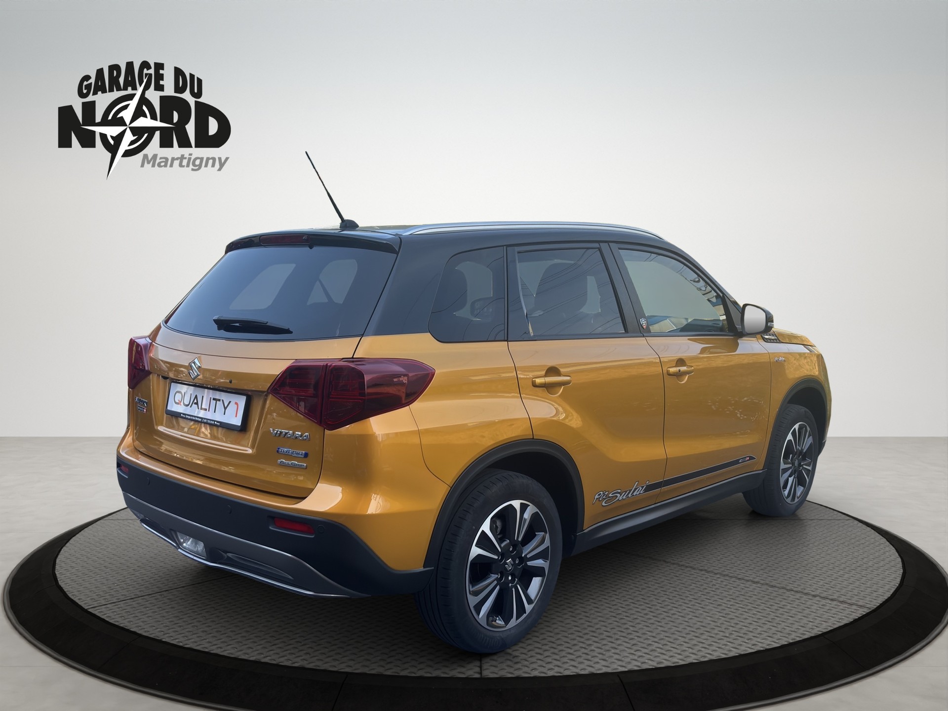 SUZUKI Vitara 1.4 Boosterjet Piz Sulai Top Hybrid Automatic-image-5
