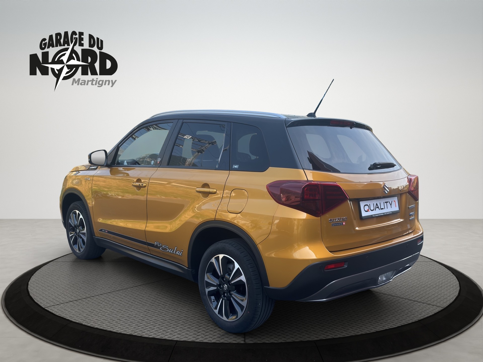 SUZUKI Vitara 1.4 Boosterjet Piz Sulai Top Hybrid Automatic-showroom-element-3