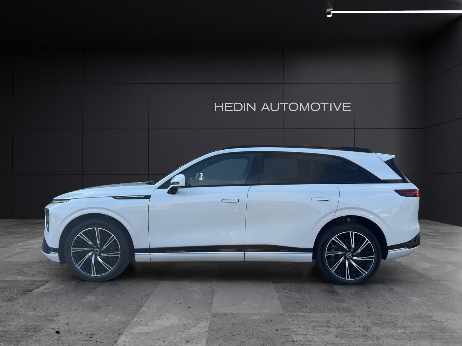 XPENG G9 Performance AWD-showroom-element-2