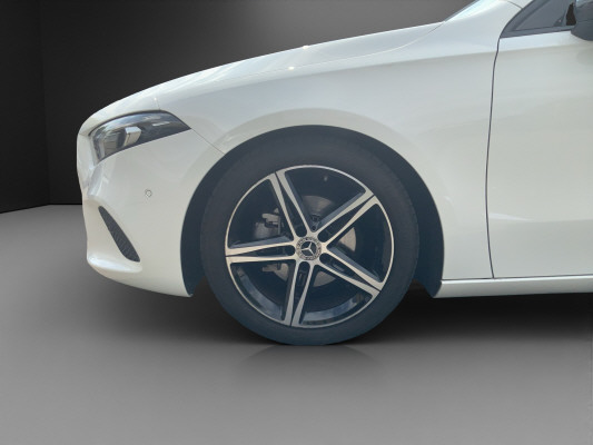 MERCEDES-BENZ A 180 Night Star-image-12