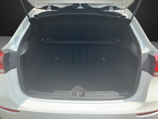MERCEDES-BENZ A 180 Night Star-image-11