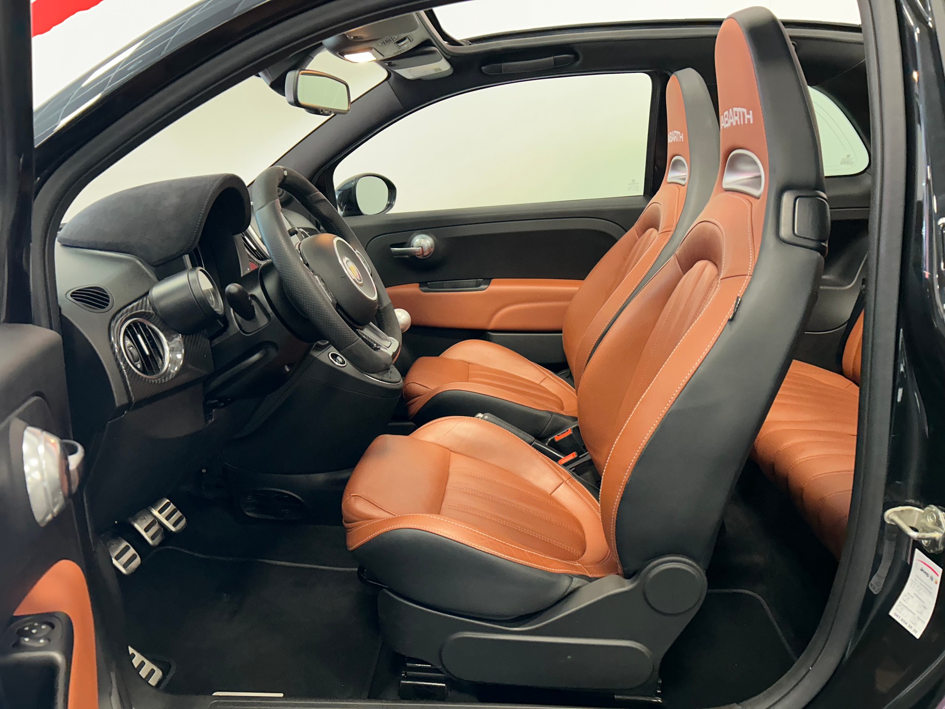 FIAT 595C 1.4 16V Turbo Abarth Competizione-image-14