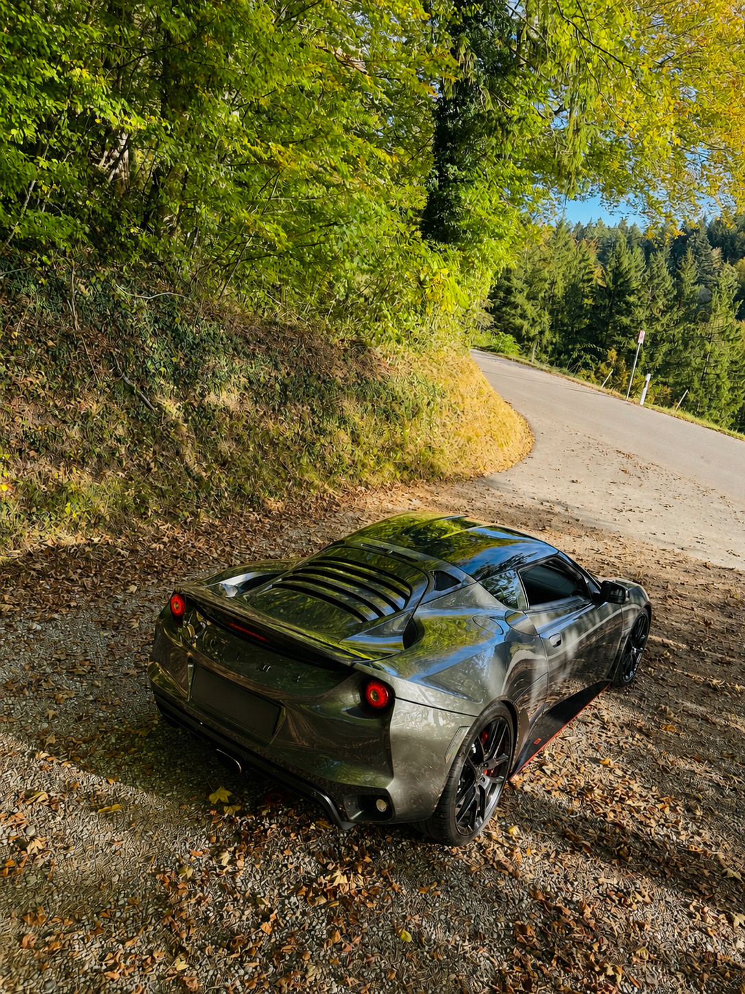 LOTUS Evora 400-image-1