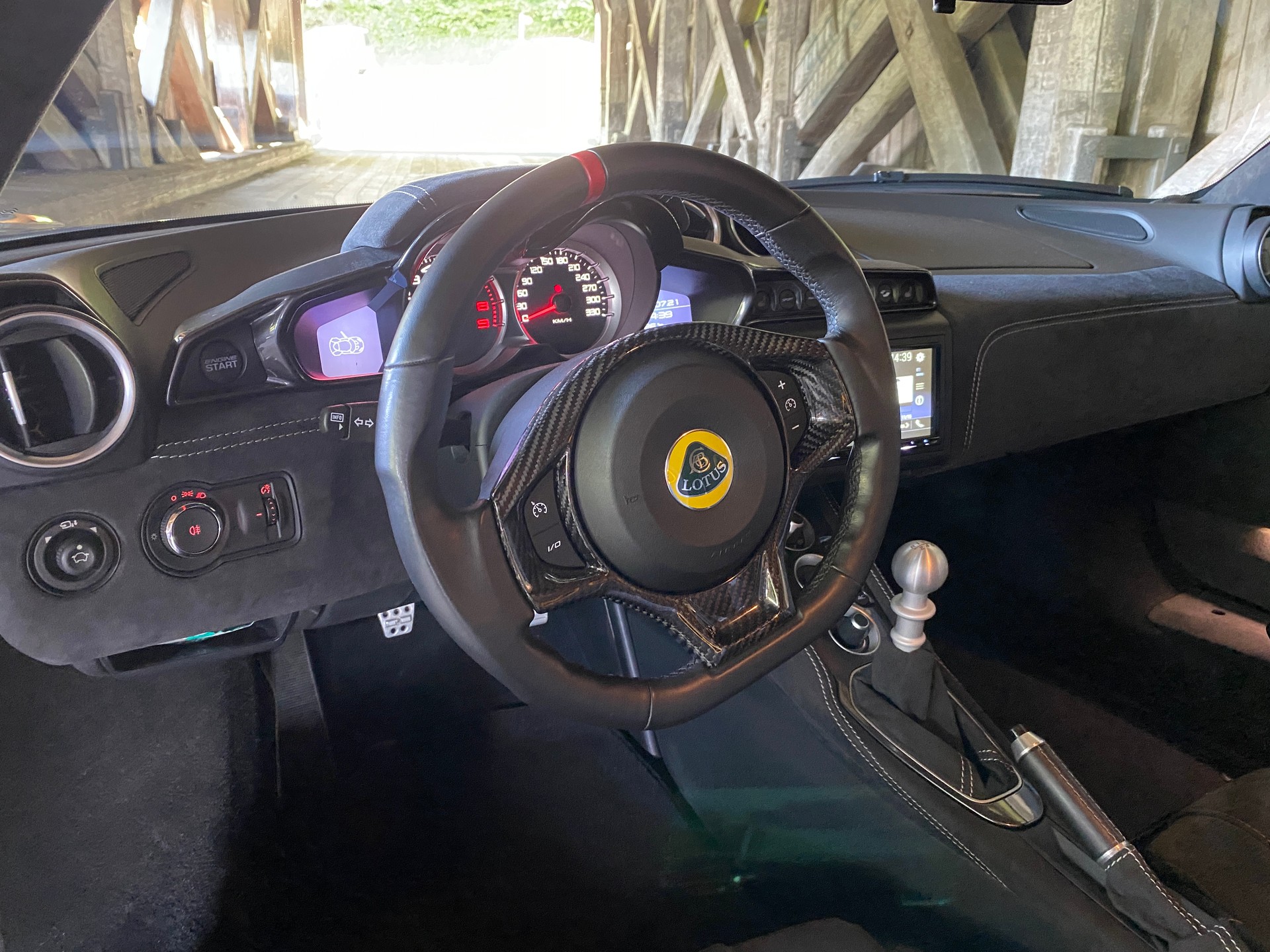 LOTUS Evora 400-image-3