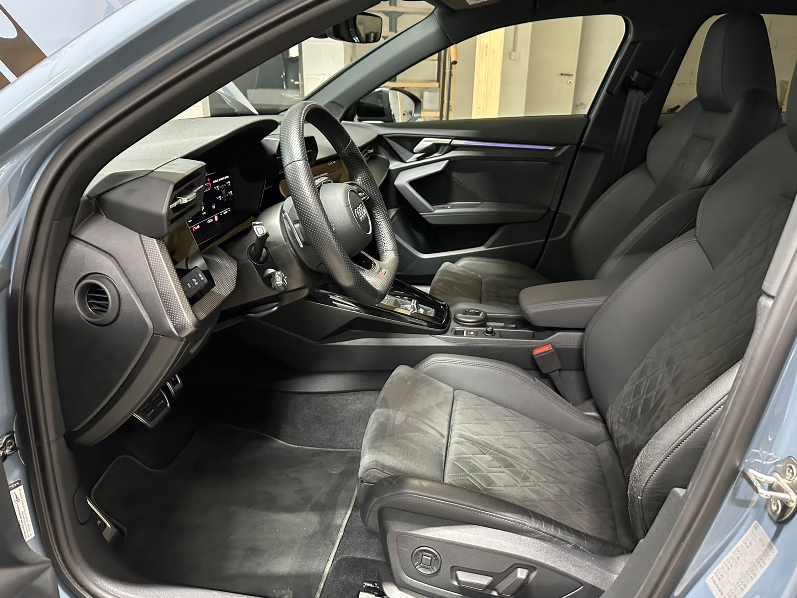 AUDI RS3 Limousine 2.5 TSI MTM Quattro S-tronic-image-10