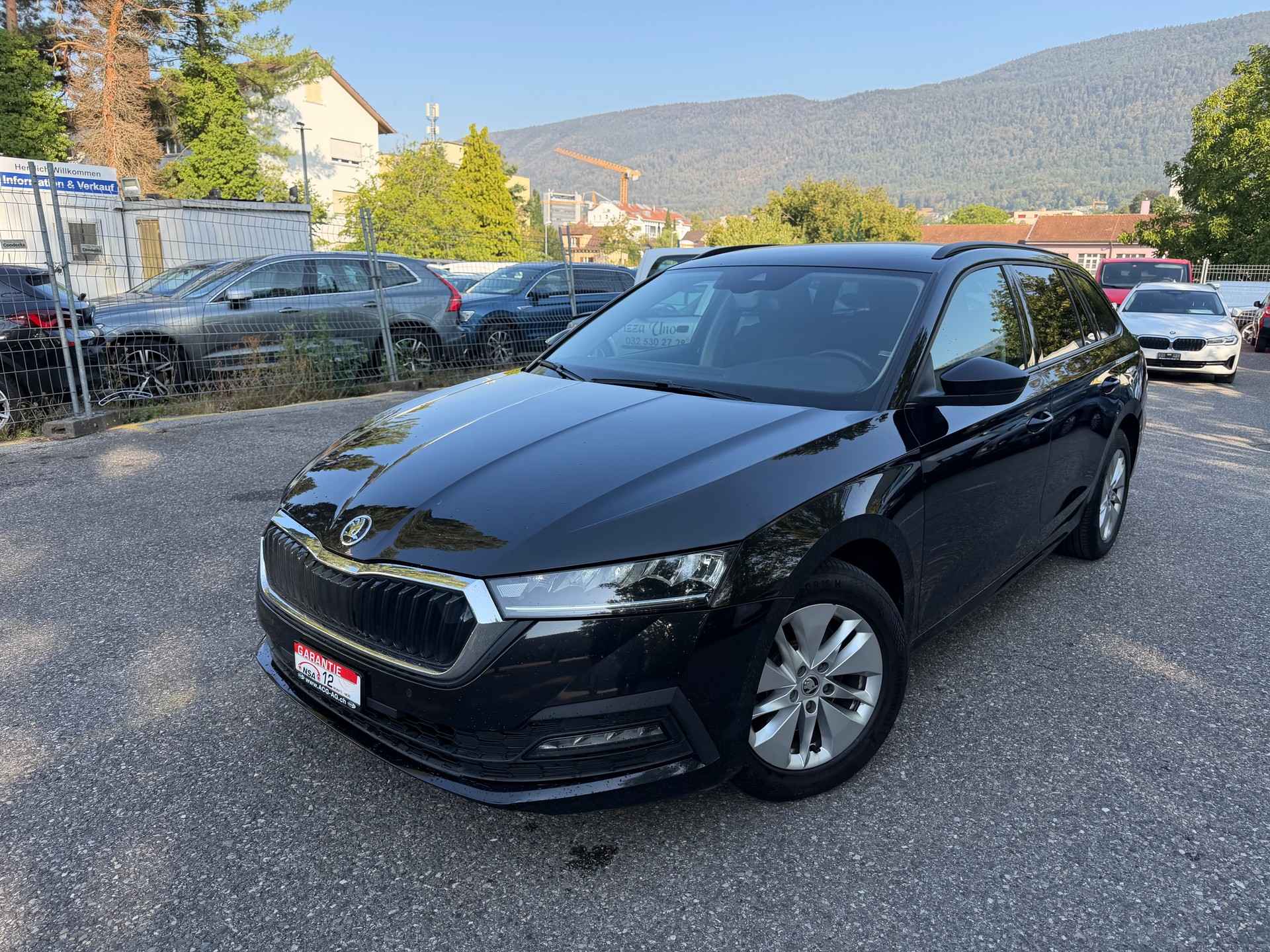 SKODA Octavia Combi 2.0 TDI DSG Ambition 4x4 * Gr. Navi * LED * PDC V&H ** Tempomat * Frisch Ab MFK