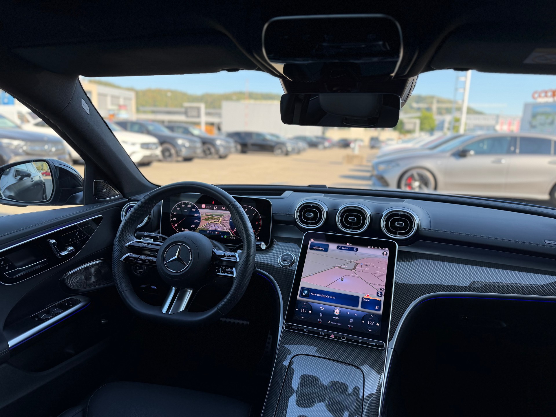 MERCEDES-BENZ C 220 d AMG Line 4 Matic Swiss Star-image-5