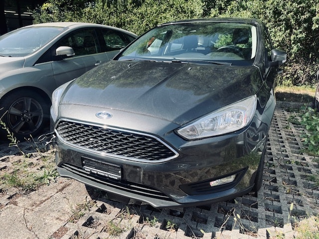 FORD Focus 1.0 SCTi Black Edition Automatic