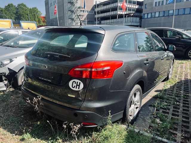 FORD Focus 1.0 SCTi Black Edition Automatic-image-1