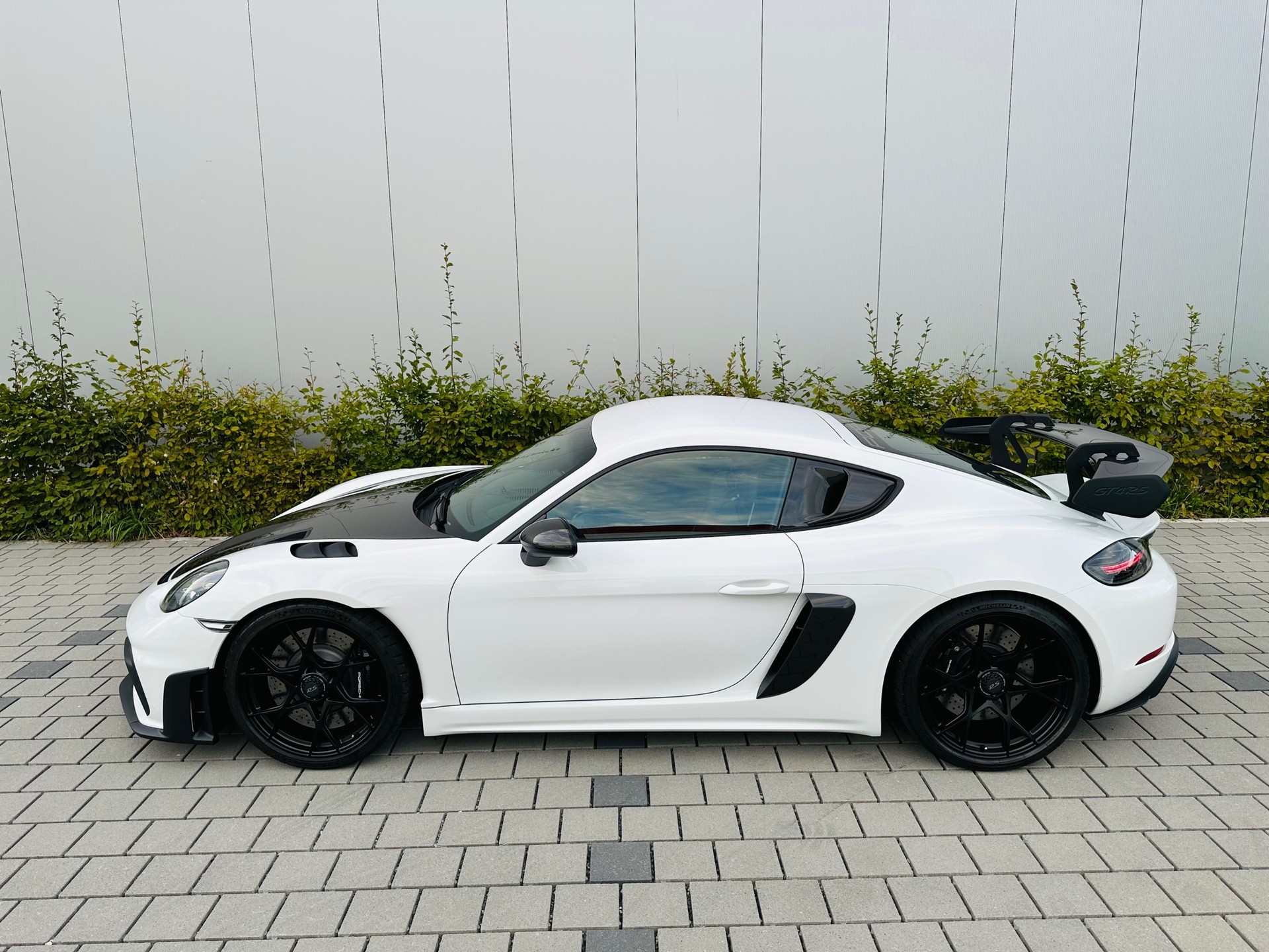 PORSCHE Cayman GT4 RS PDK Weissach-image-4