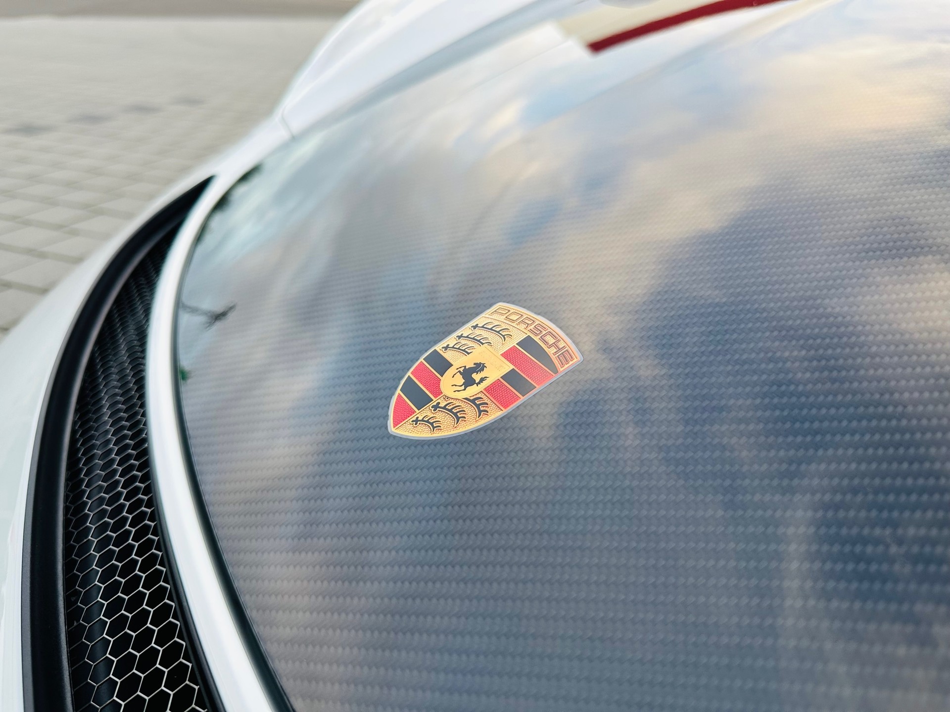 PORSCHE Cayman GT4 RS PDK Weissach-image-13