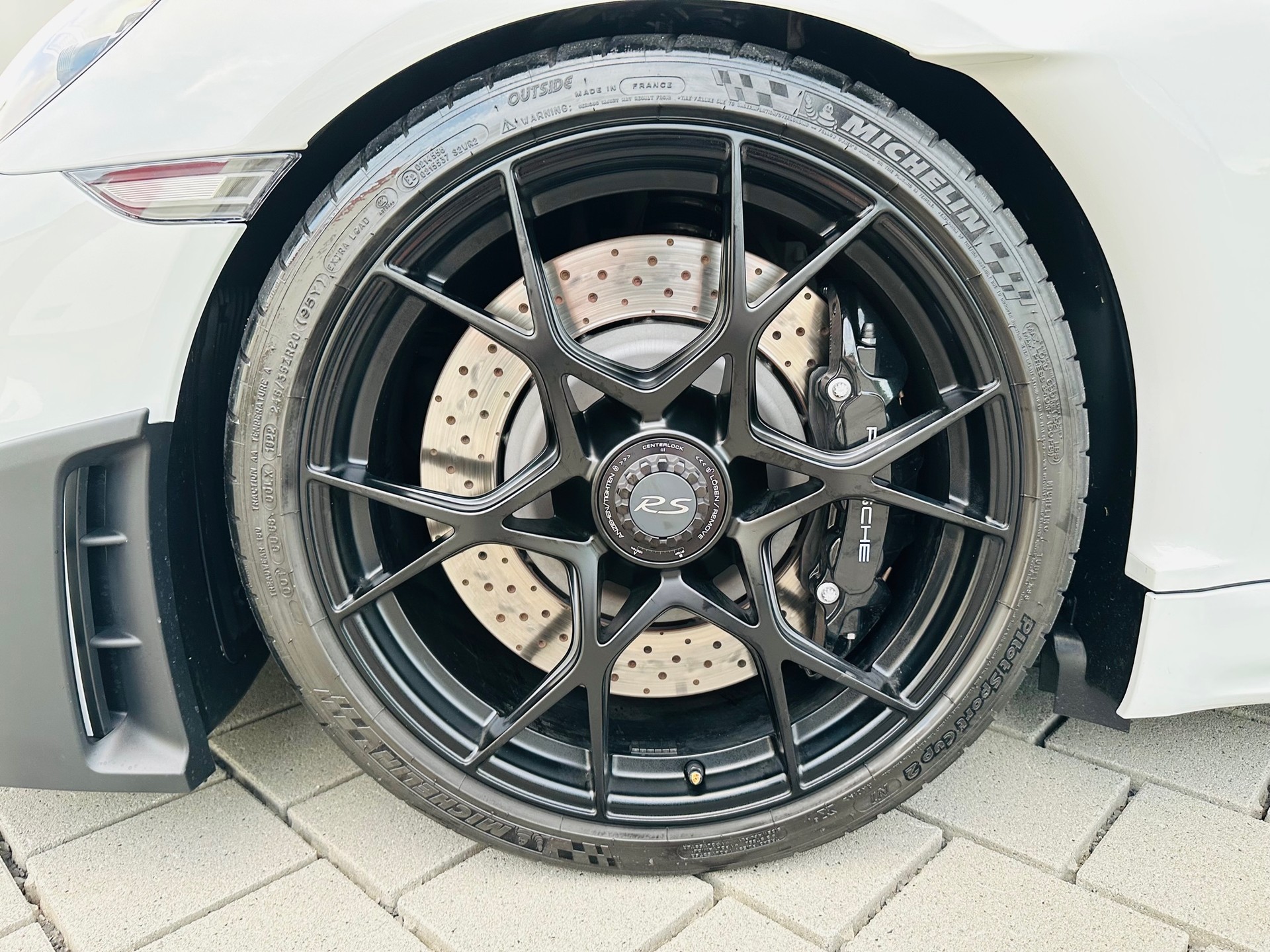PORSCHE Cayman GT4 RS PDK Weissach-image-14