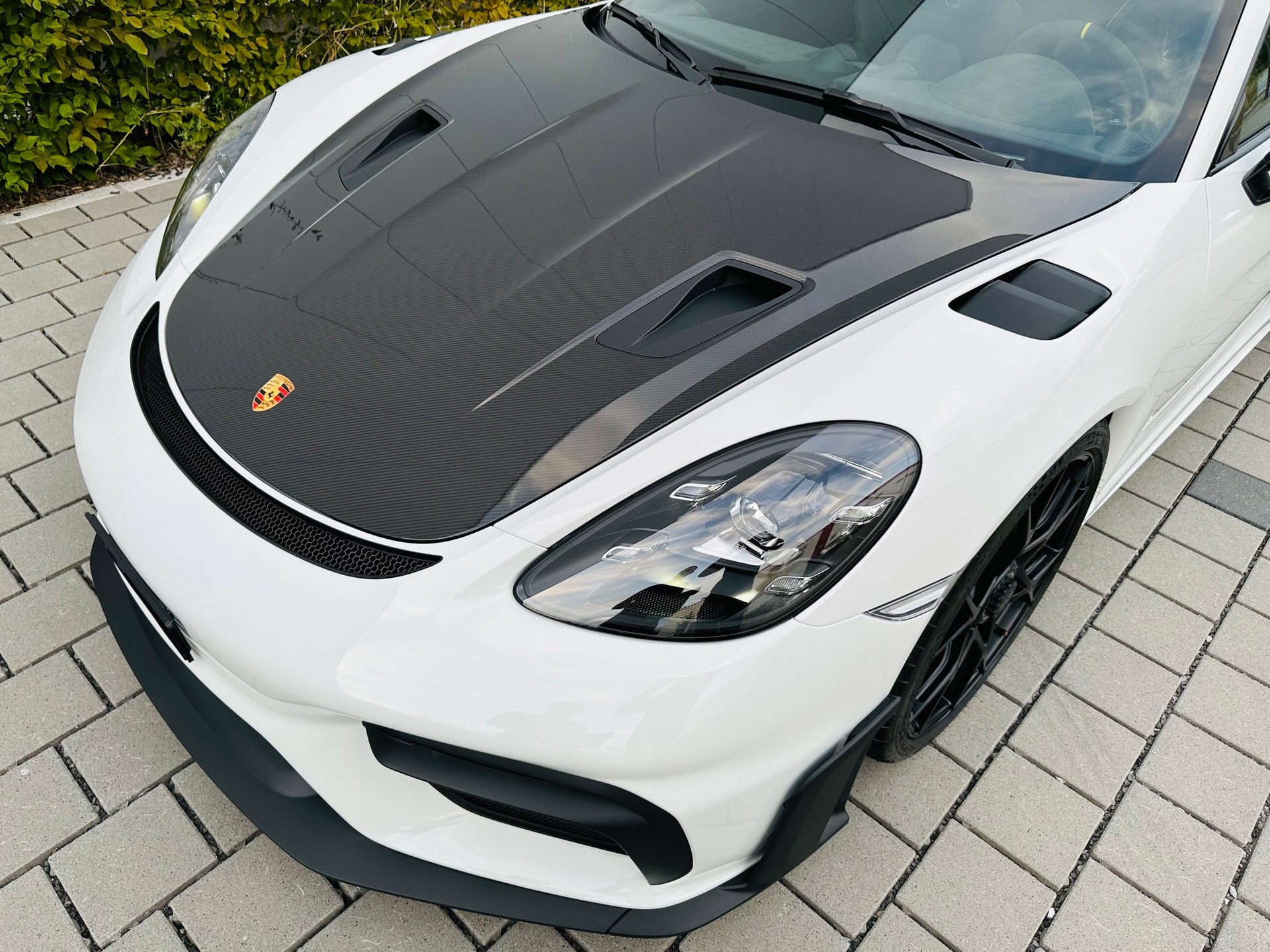 PORSCHE Cayman GT4 RS PDK Weissach-image-9