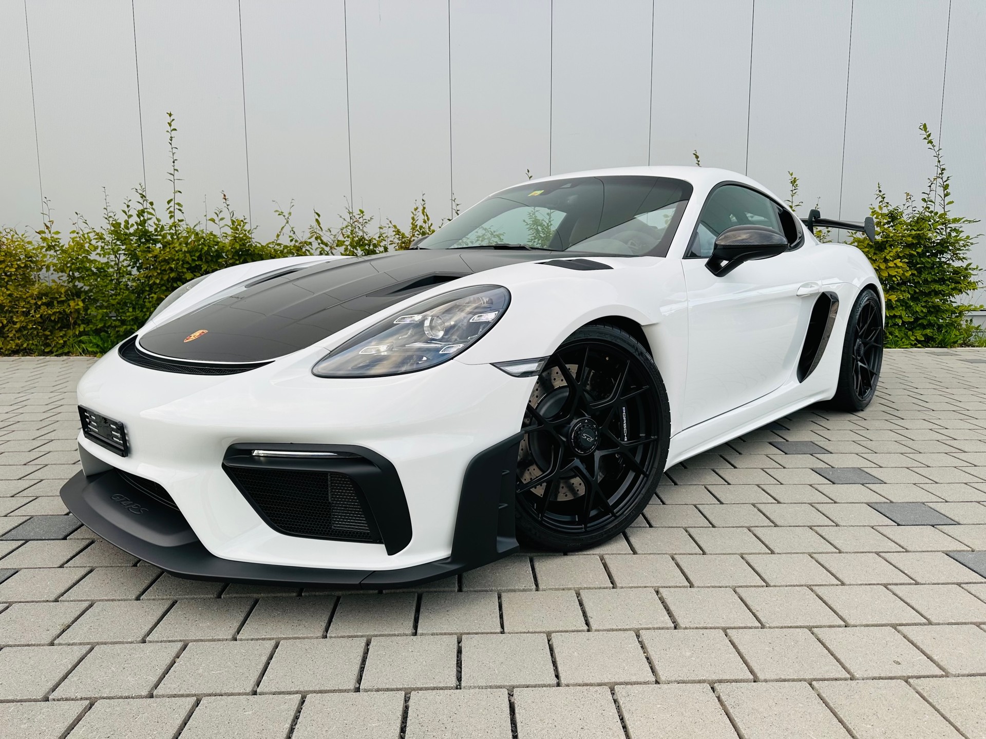 PORSCHE Cayman GT4 RS PDK Weissach-image-1