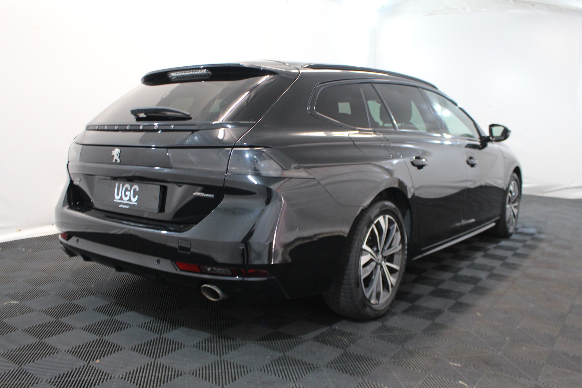 PEUGEOT 508 SW 1.6 PureTech GT Line-image-5