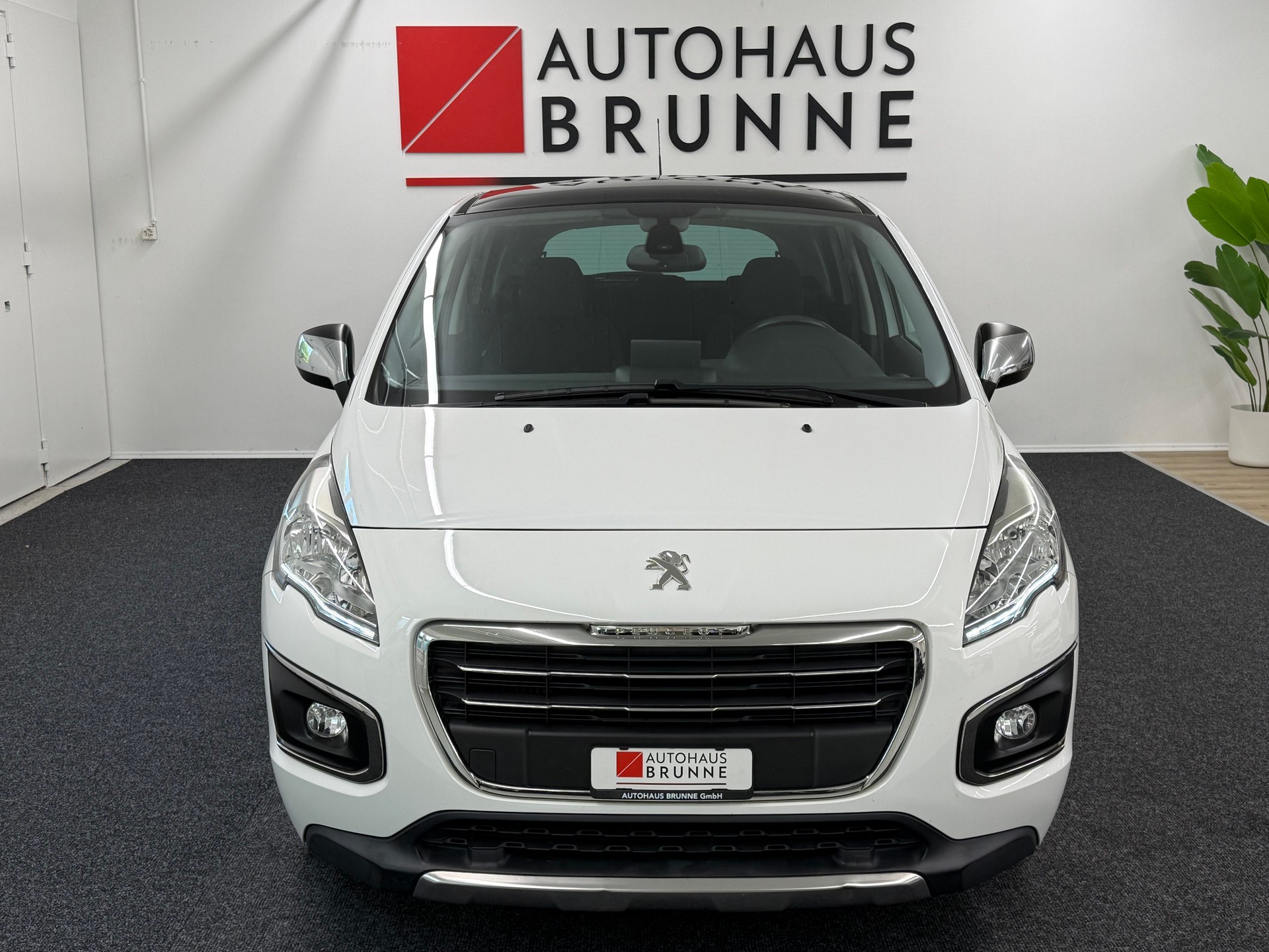 PEUGEOT 3008 1.6 16V T Style Tiptronic-showroom-element-1