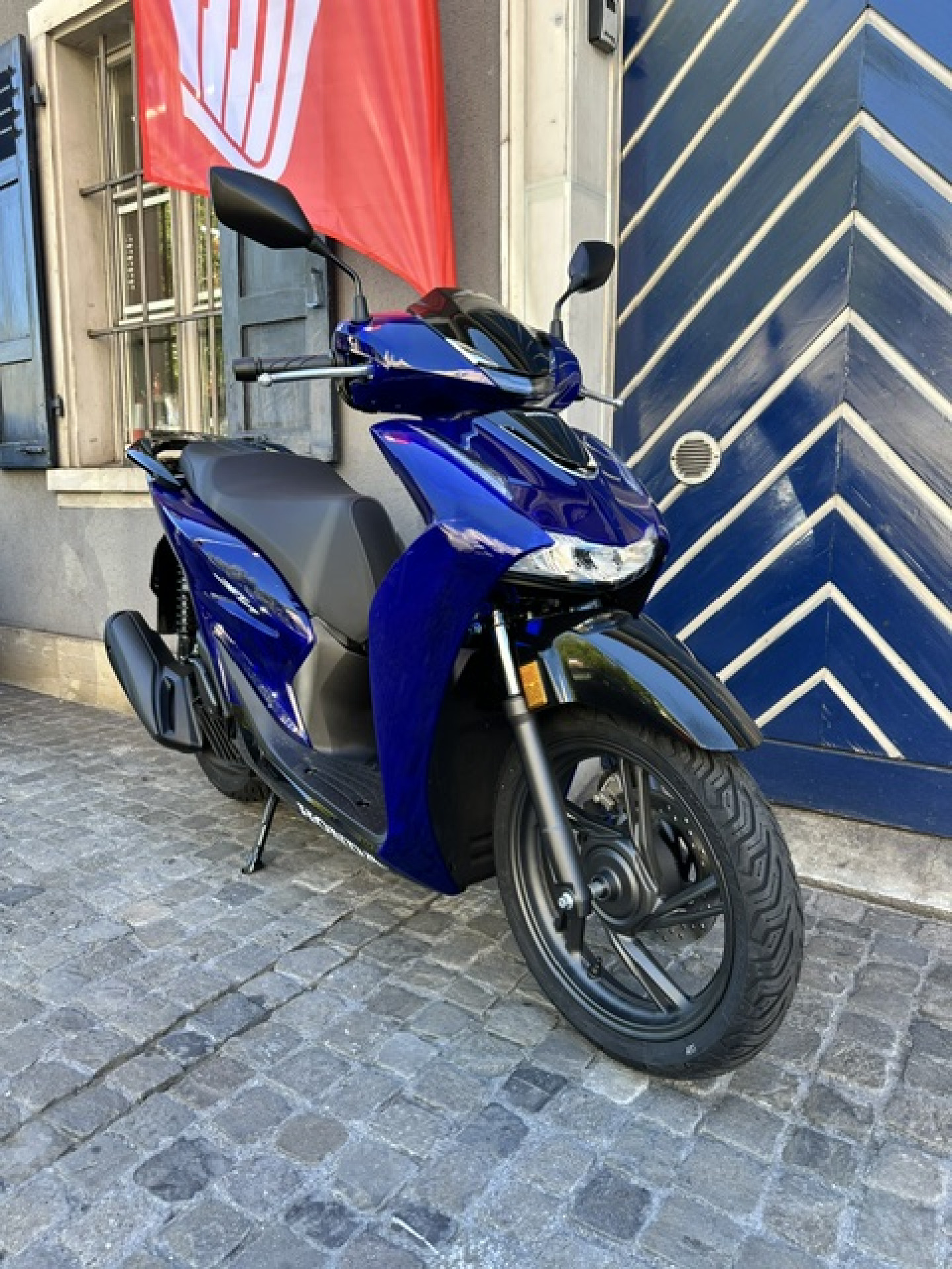 HONDA SH 125 Vetro Blue Modell 2026 Summer Sale-image-1
