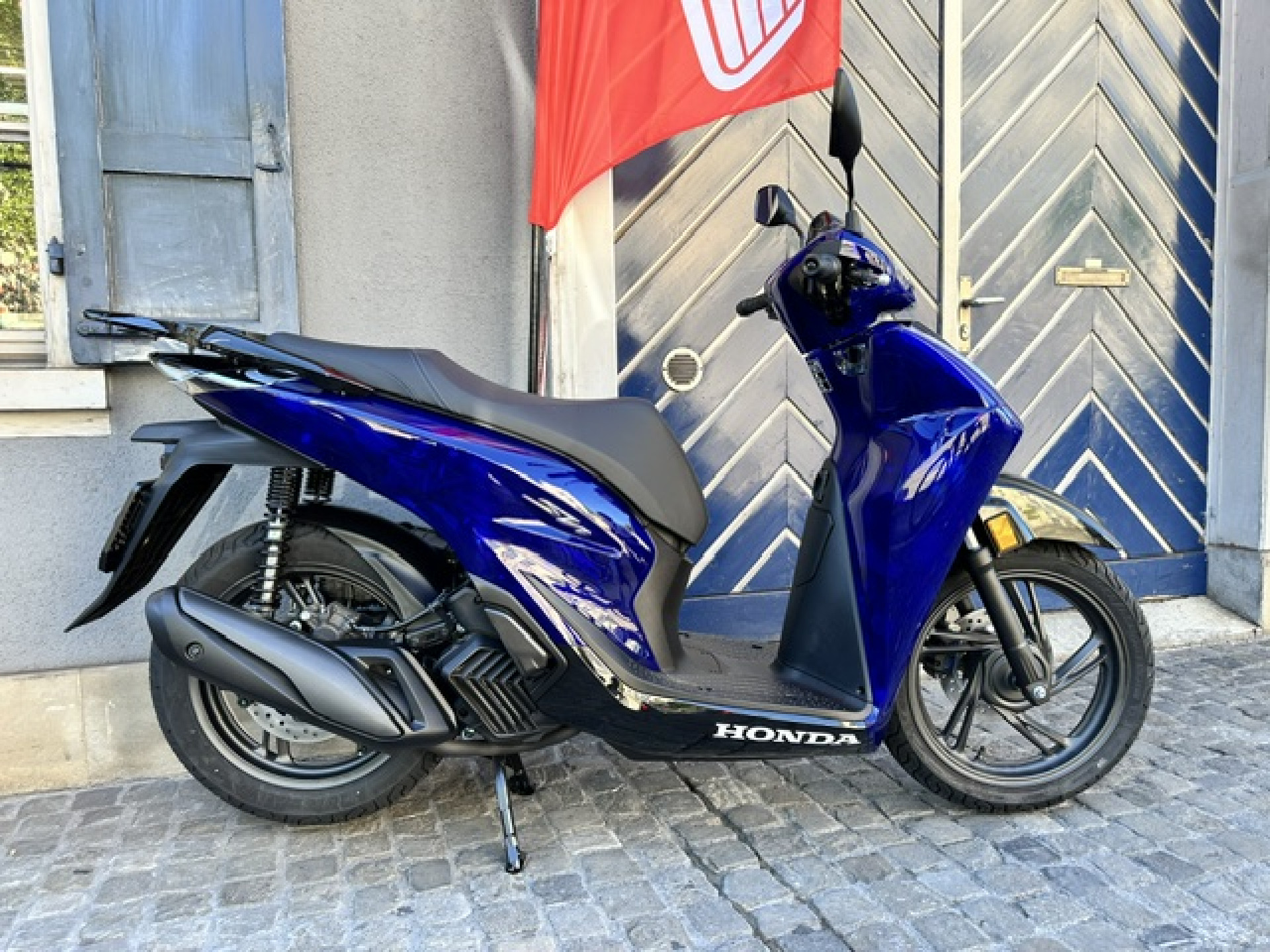 HONDA SH 125 Vetro Blue Modell 2026 Summer Sale-image-4