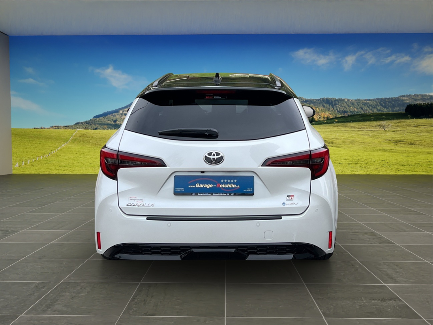TOYOTA Corolla Touring Sports 2.0 HSD GR Sport-showroom-element-3
