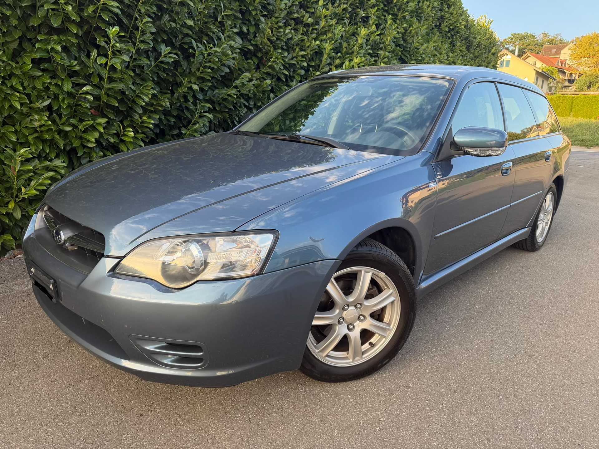 SUBARU Legacy 2.0i AWD Swiss