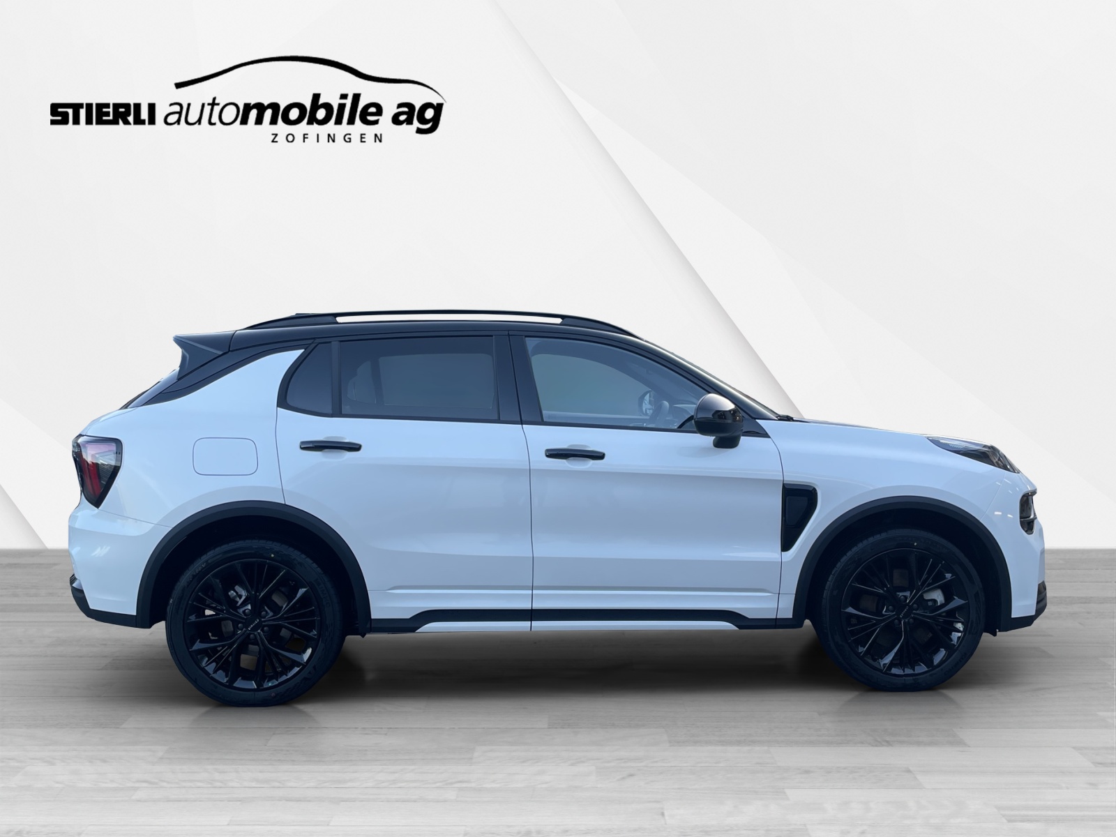 LYNK & CO 01 1.5 PHEV More-showroom-element-3