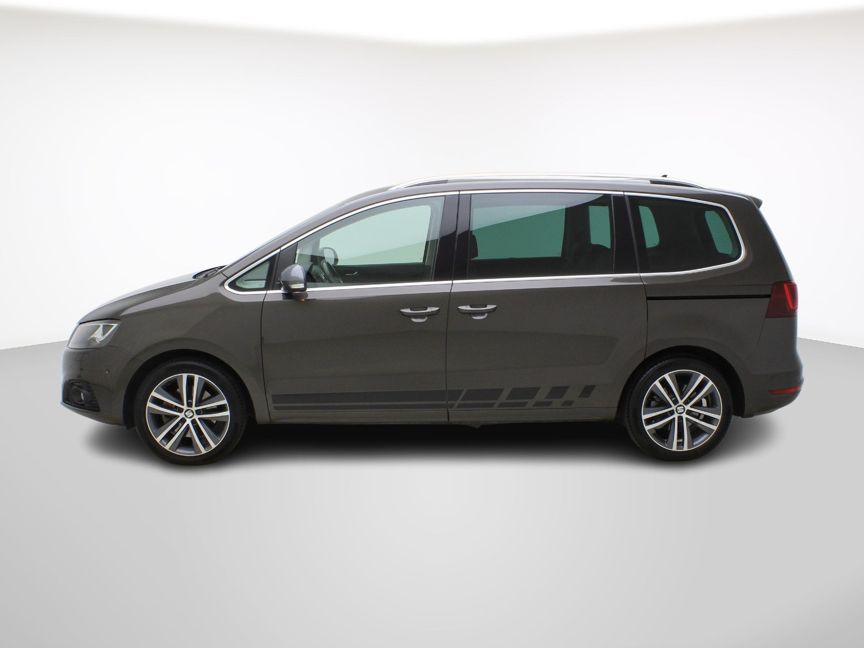 SEAT Alhambra 2.0 TDI DSG FR Line 4x4-showroom-element-2