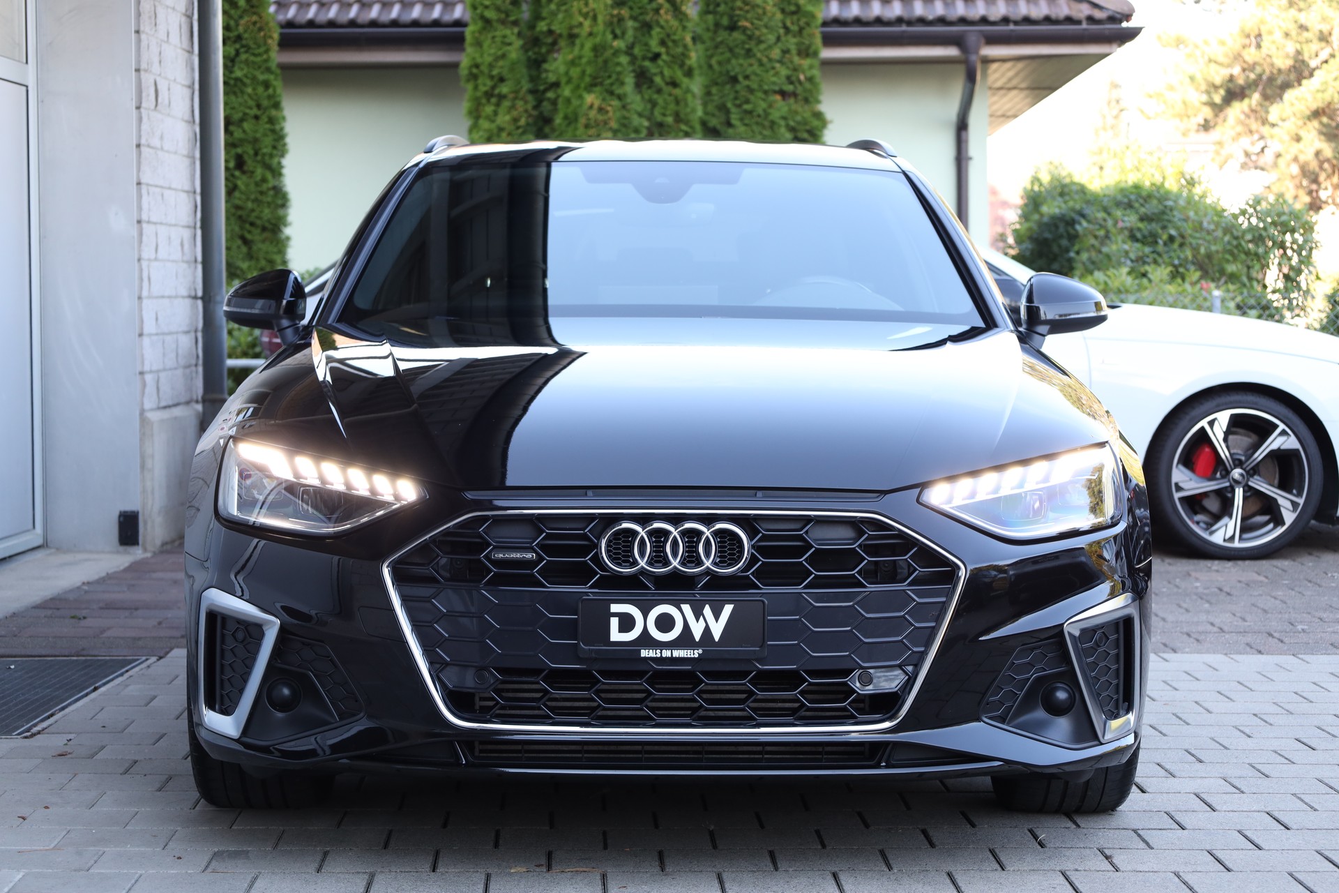 AUDI A4 Avant 45 TFSI S line S-tronic quattro-image-5