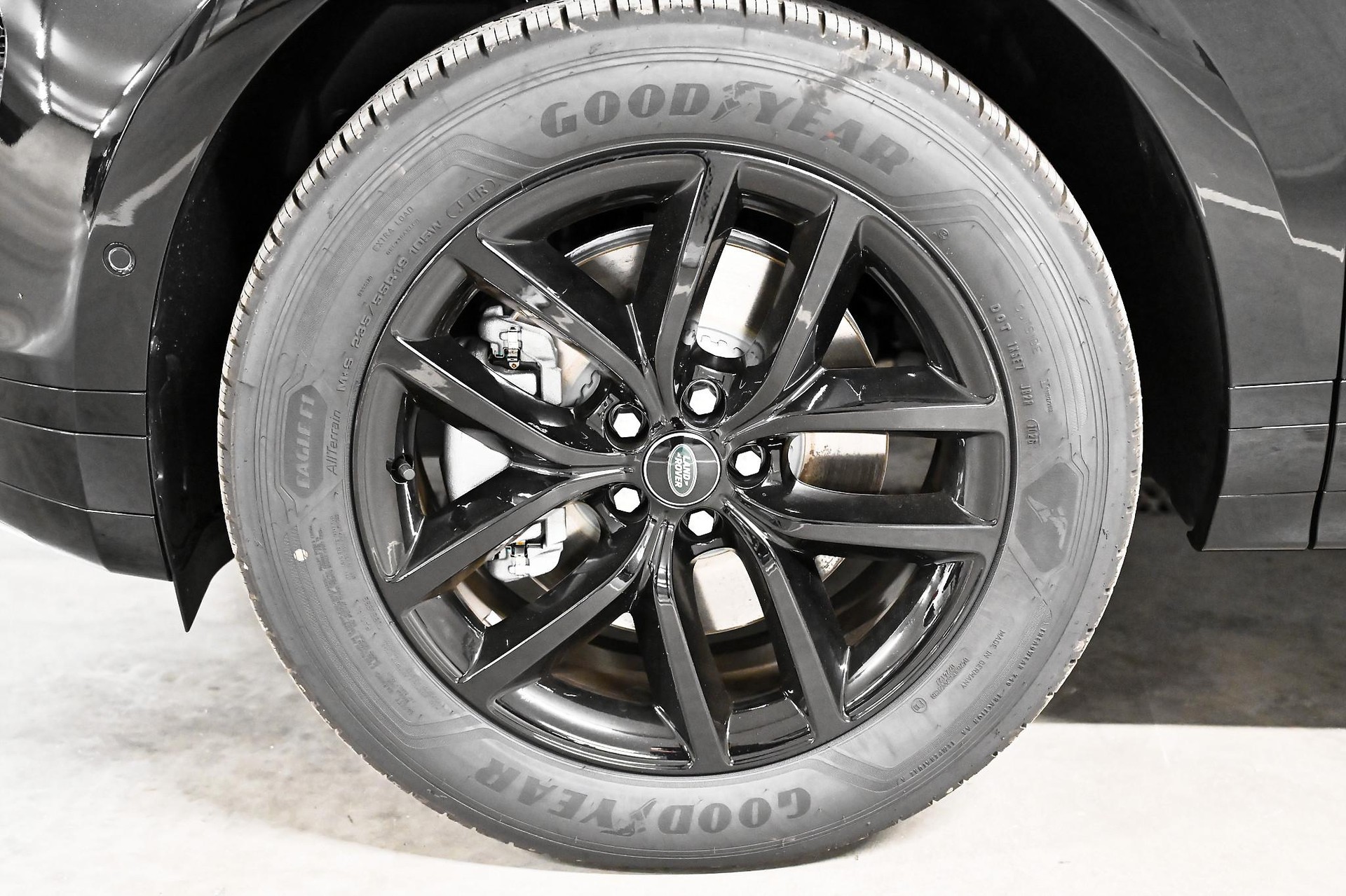 LAND ROVER Range Rover Evoque 1.5 T 270e Hoxton Edition-image-4