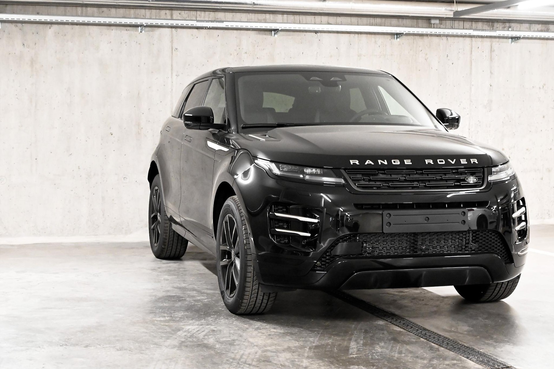 LAND ROVER Range Rover Evoque 1.5 T 270e Hoxton Edition-showroom-element-2