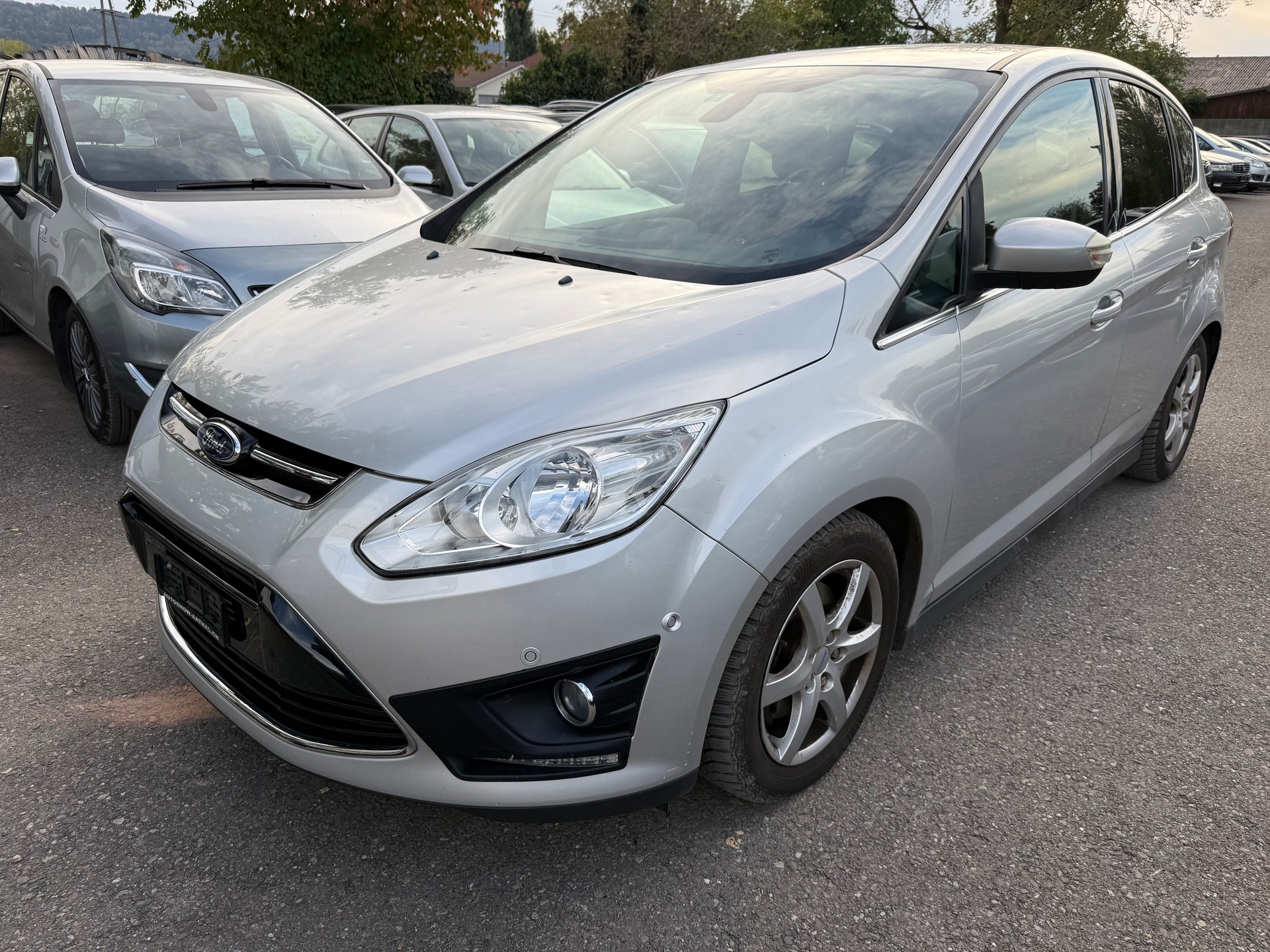 FORD C-Max 2.0 TDCi Carving PowerShift-image-2